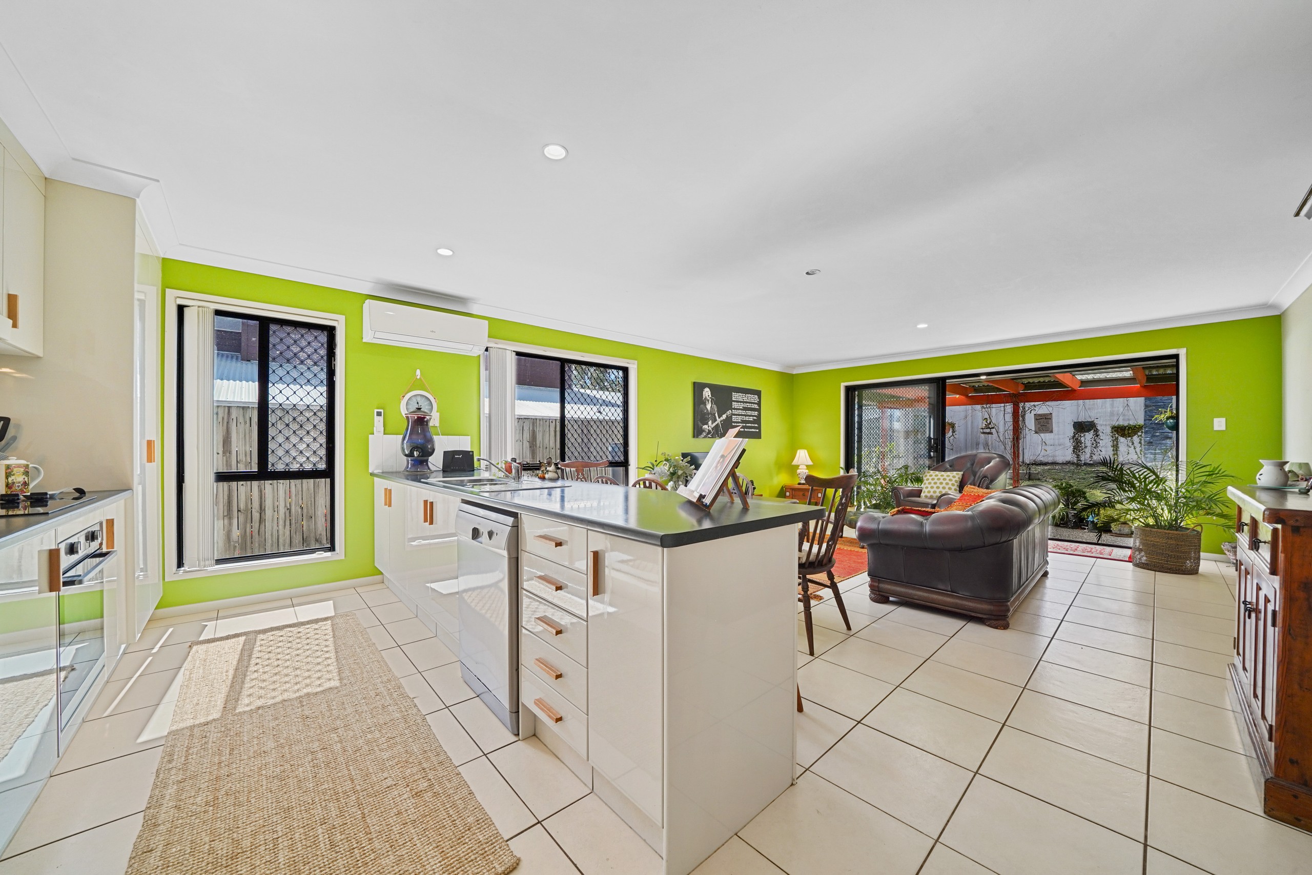 6 Goundry Drive, Holmview, QLD 4207