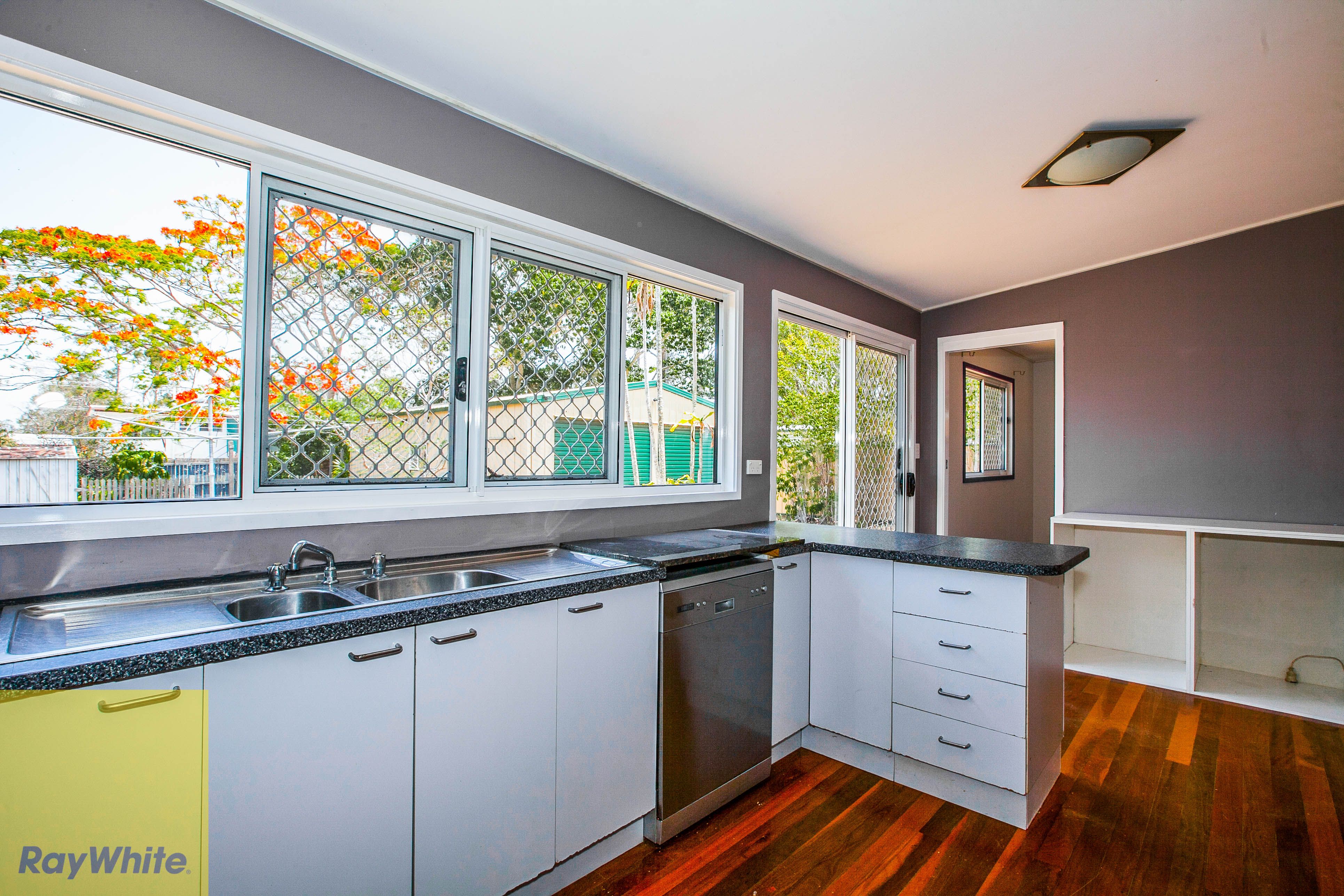 31 Huron Street, Woodridge, QLD 4114