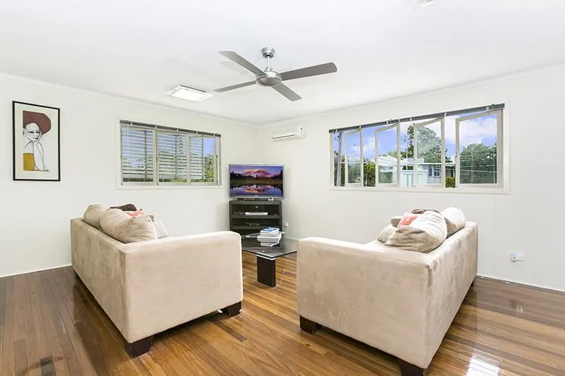 29 Otaki Road, Yeronga