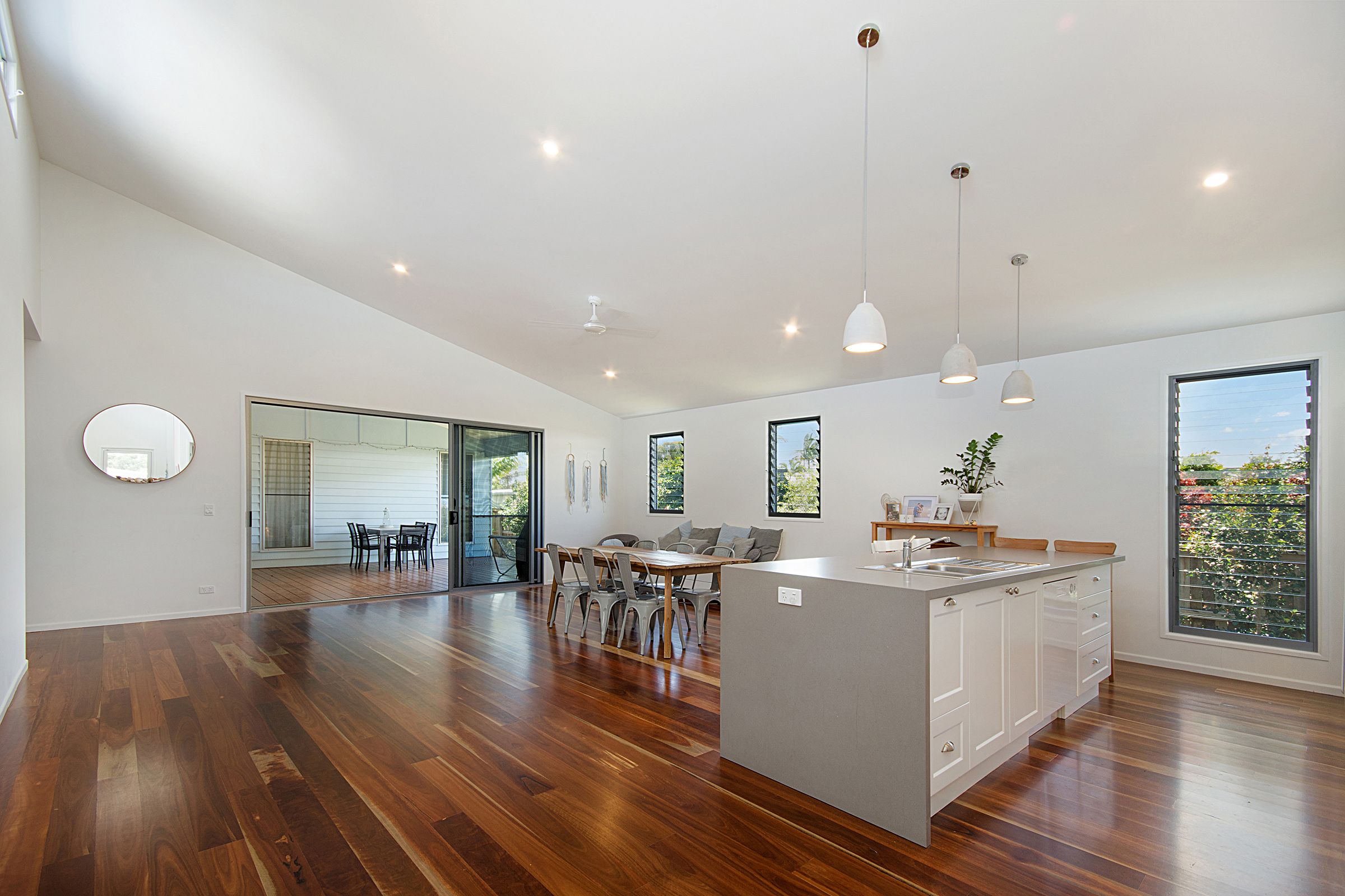 20 Surfrider Place, Mudjimba, QLD 4564