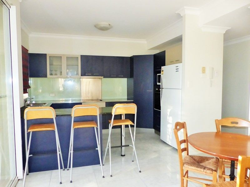 2/3 Indooroopilly Street, Dutton Park, QLD 4102