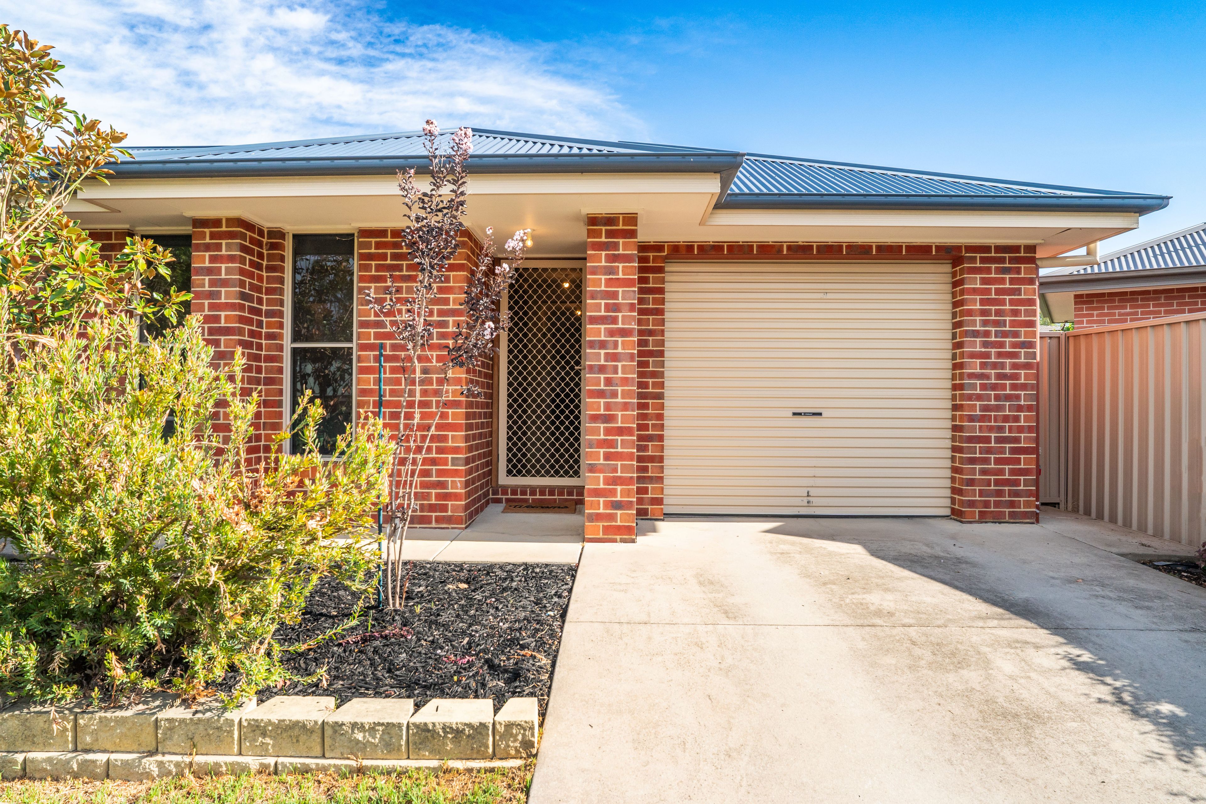 1 Tambo Court, Thurgoona, NSW 2640