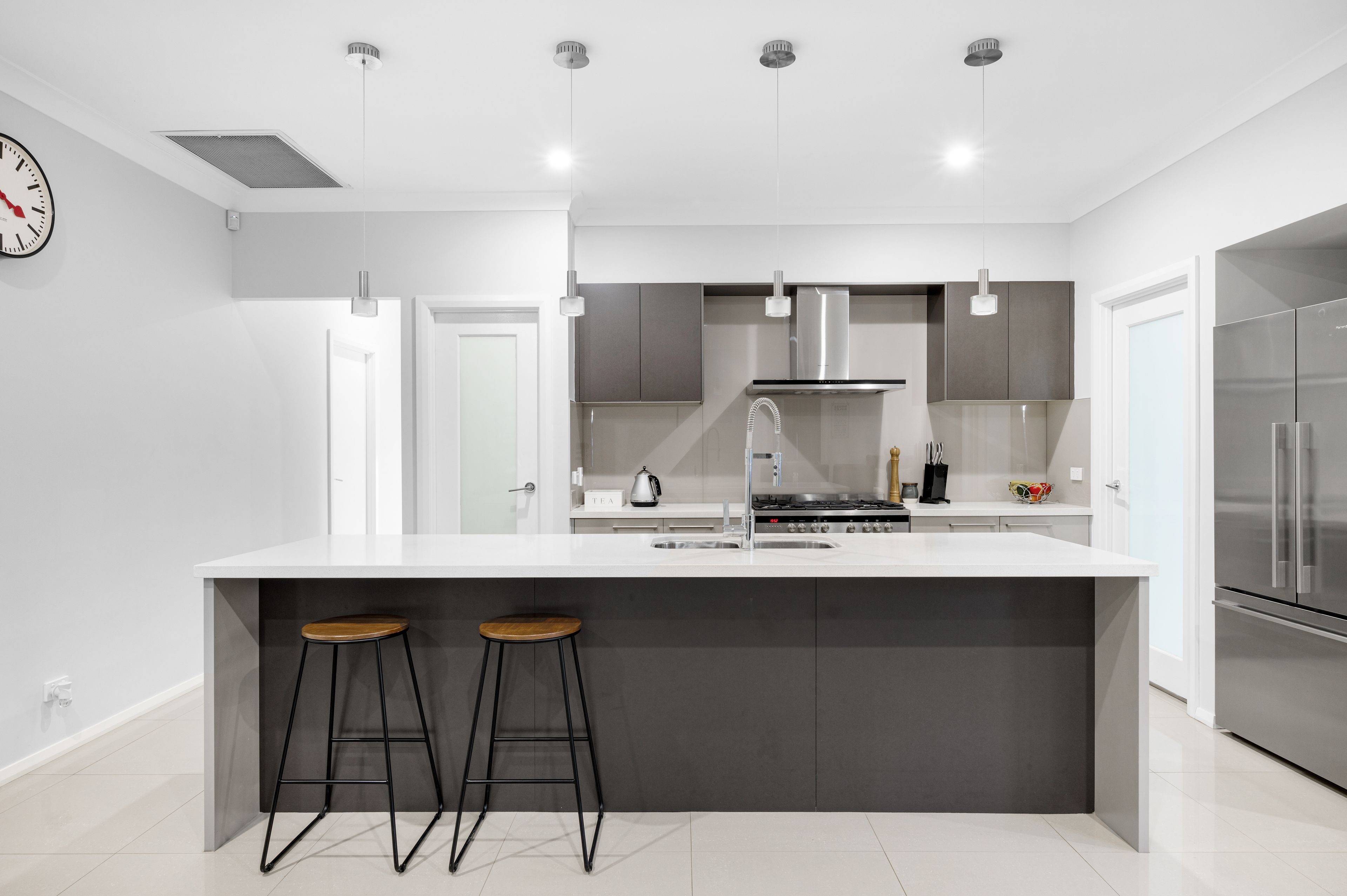 37 Bowen Circuit, GLEDSWOOD HILLS, NSW 2557