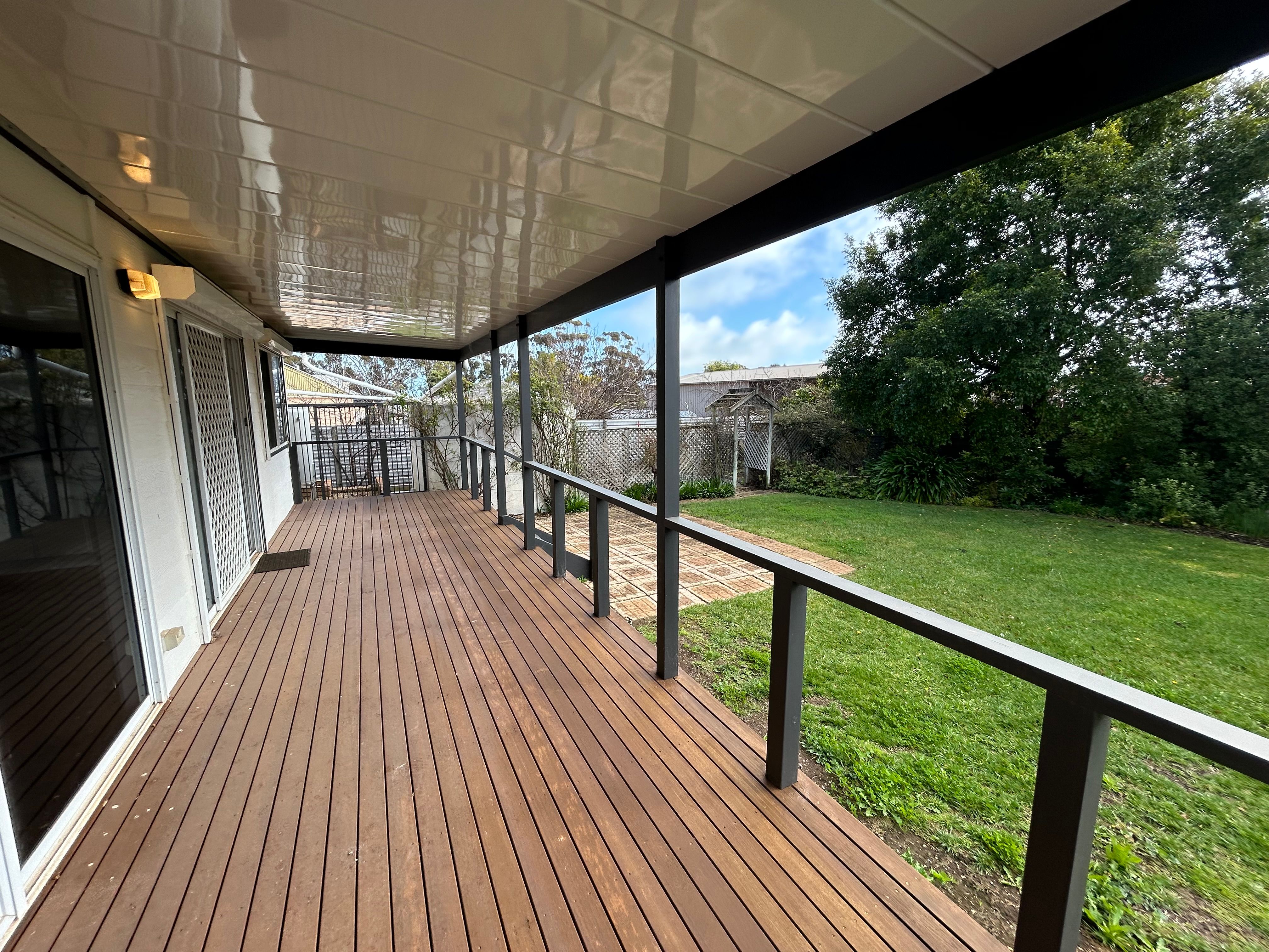 2-4 Caroline Street — photo 12 of 16