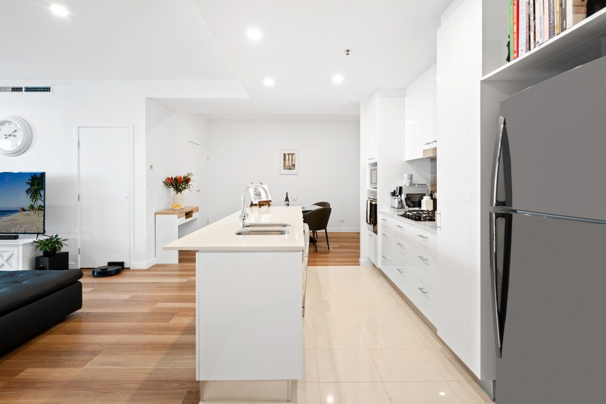 1612/33 T E Peters Drive, Broadbeach Waters, QLD 4218