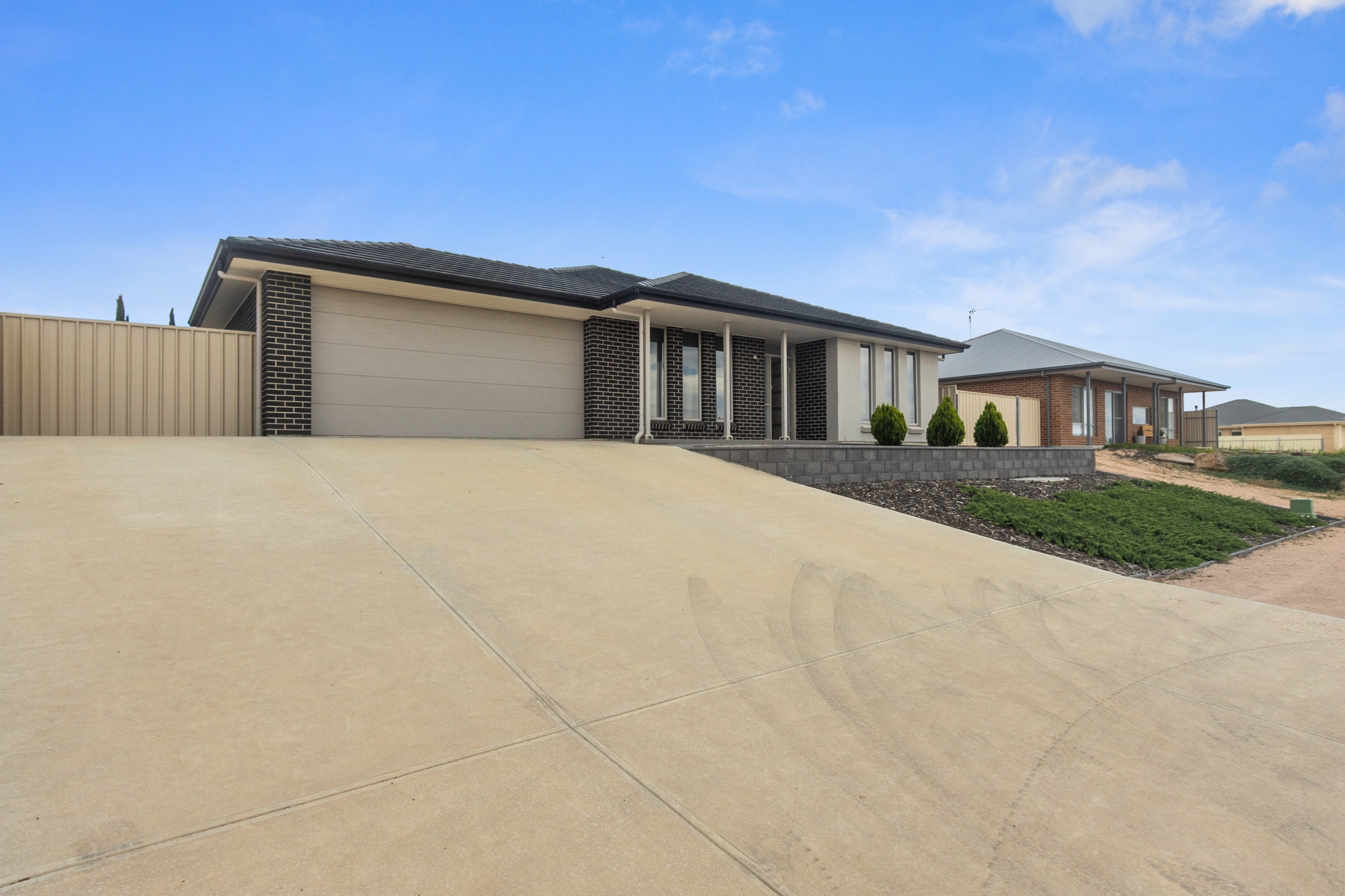 17 Gill Street, Moonta Bay, SA 5558