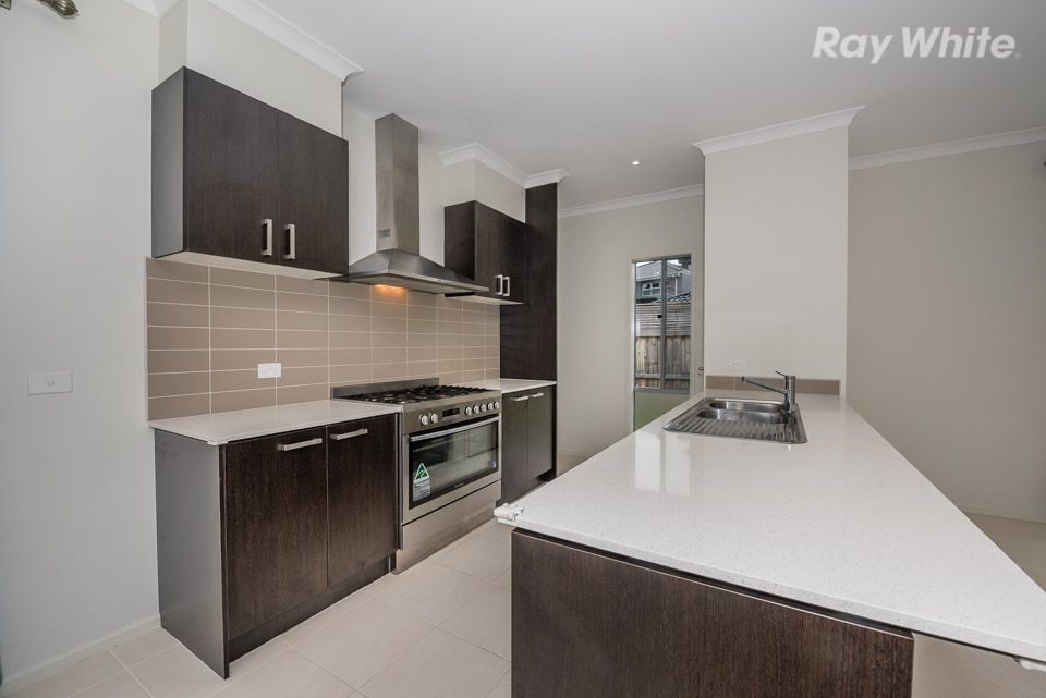 6 Silkwood Grove, South Morang, VIC 3752