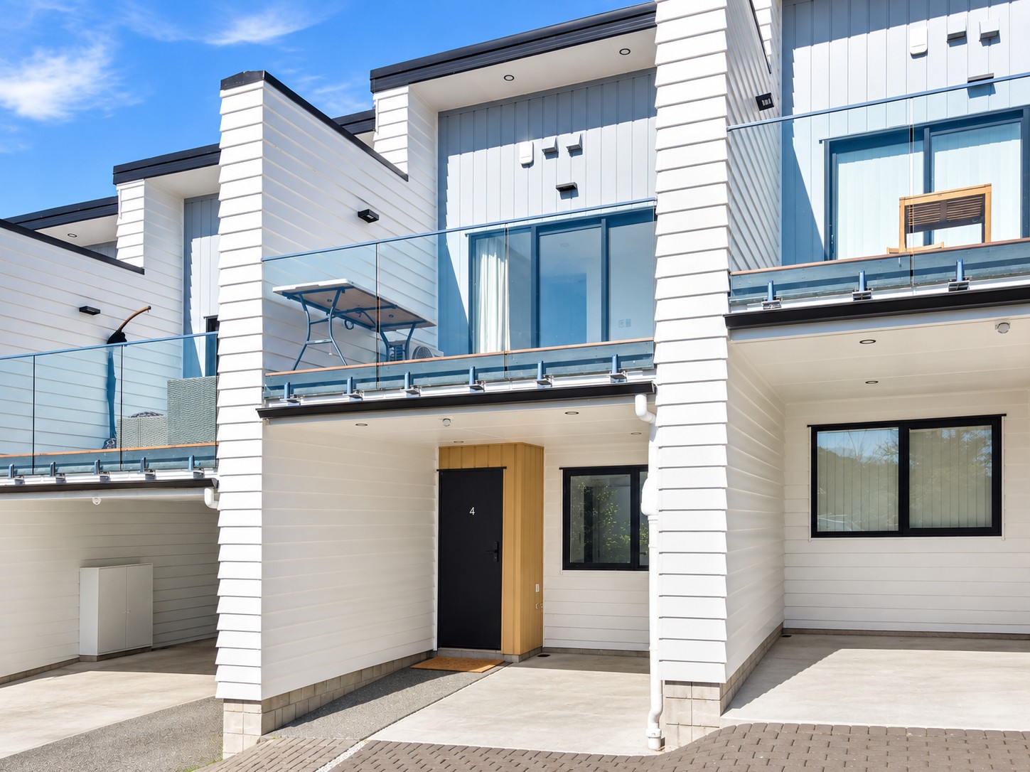 4/14 Sabot Place, Massey, Waitakere City