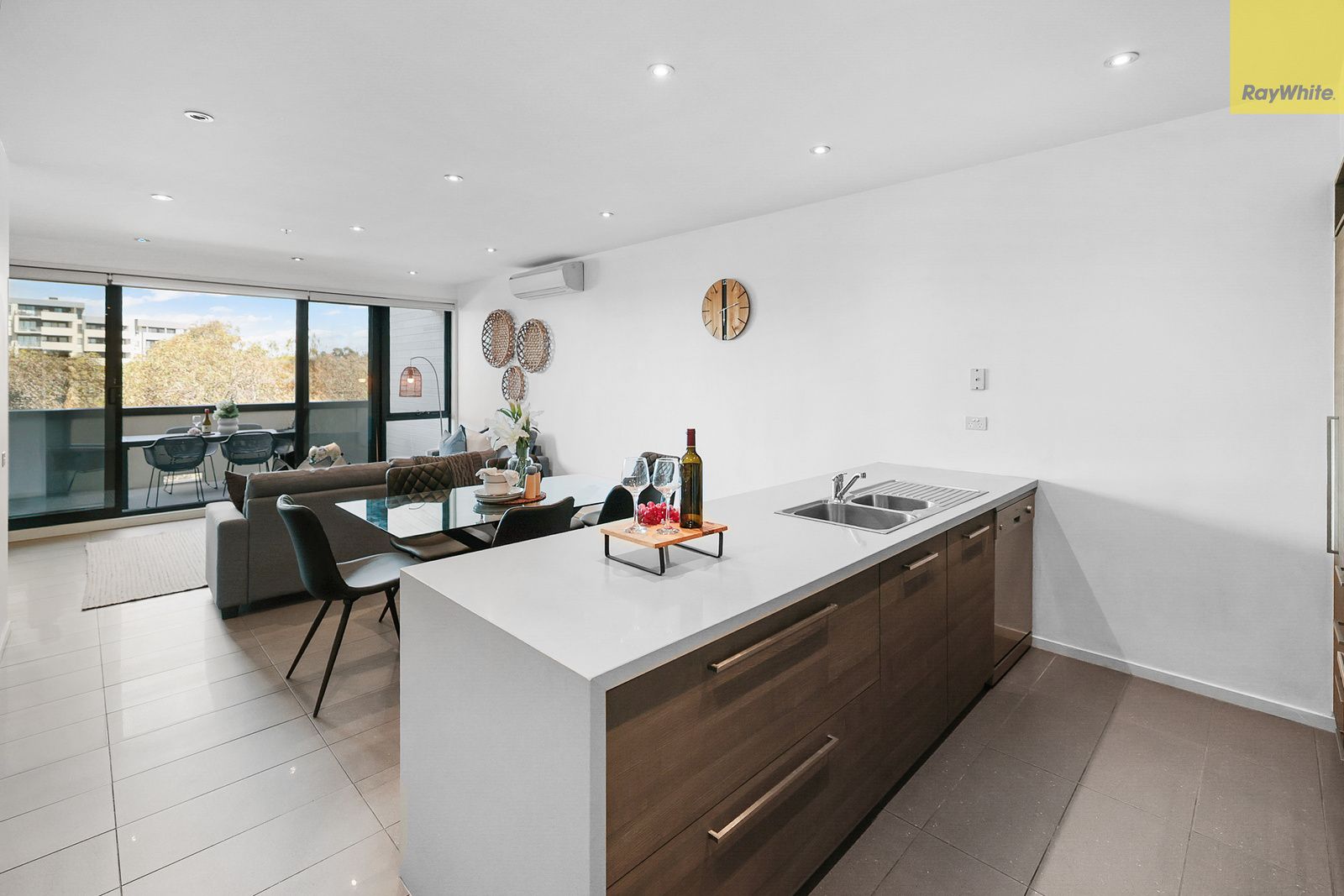 11/11 Monckton Place, Caroline Springs, VIC 3023