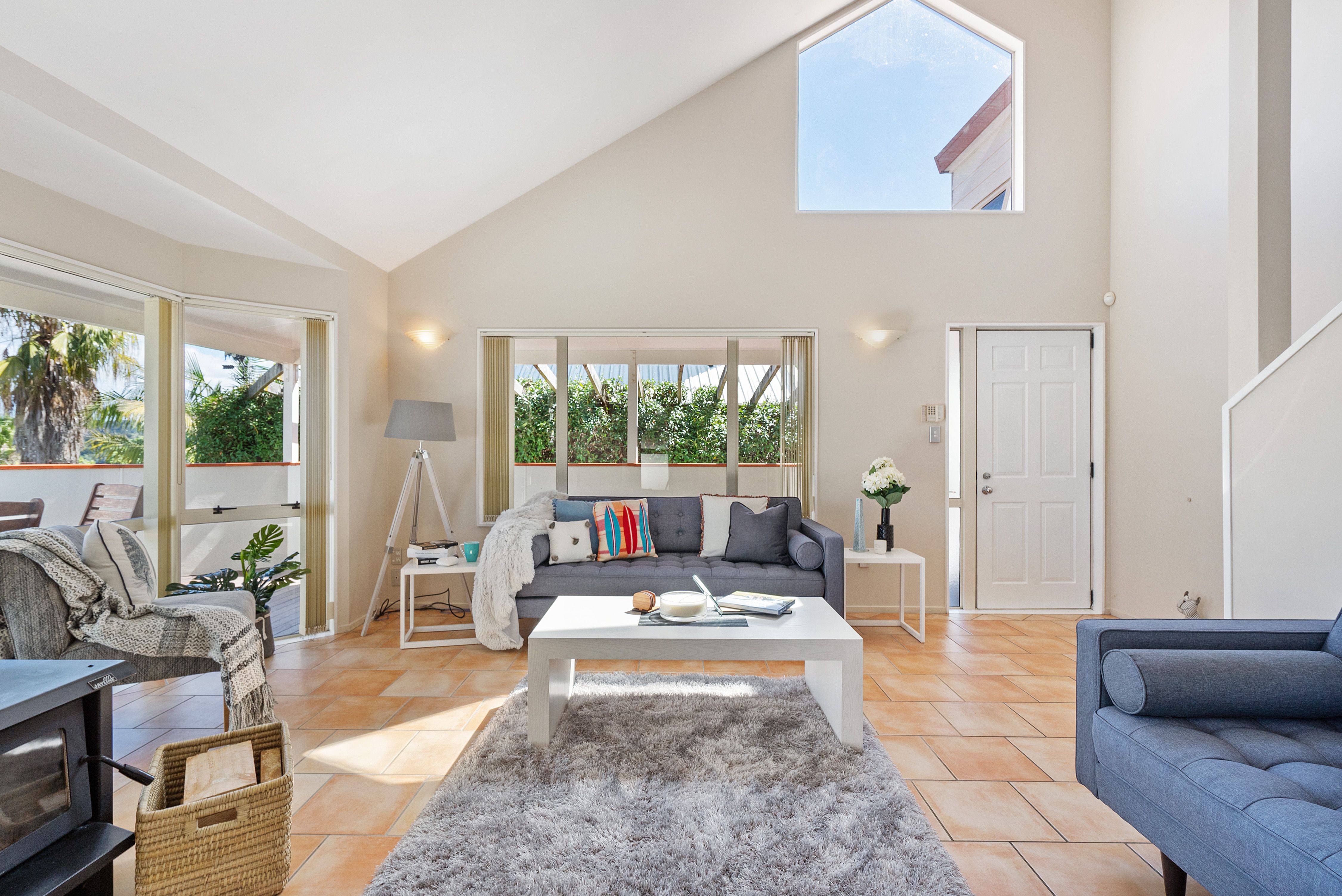 76 Pemberton Avenue, Glenfield, North Shore City