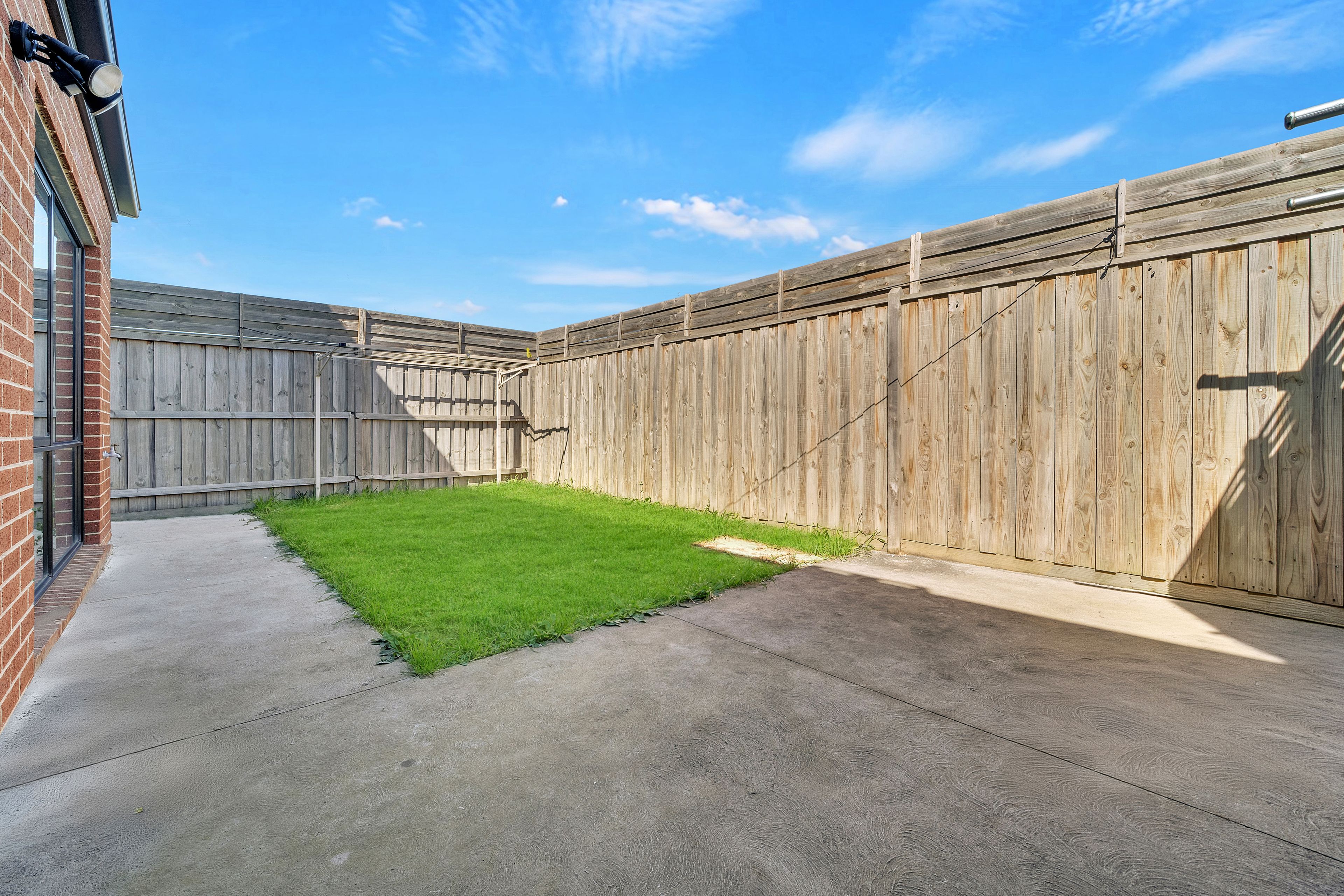 57 Picnic Avenue — photo 17 of 23