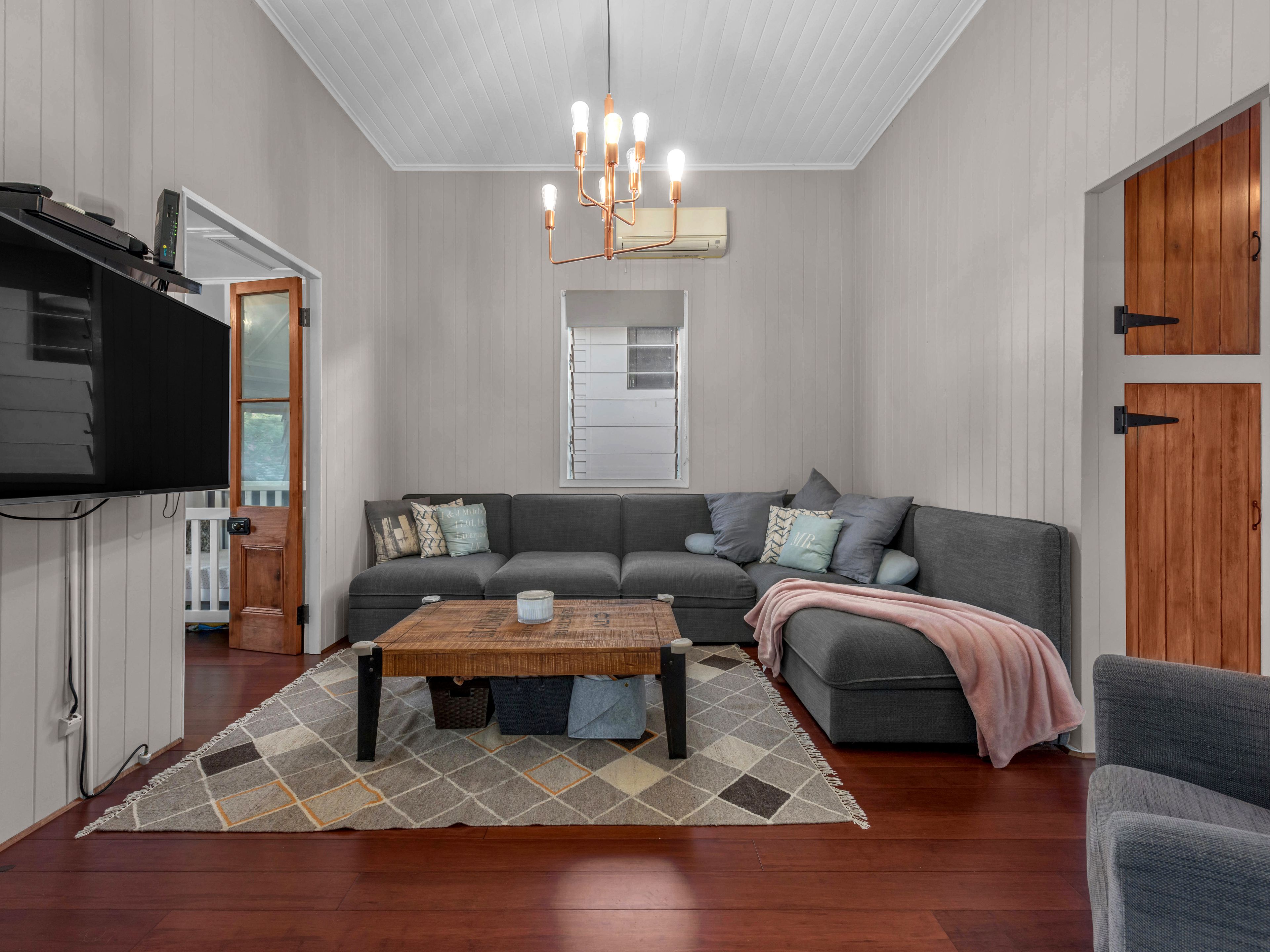 39 Seabreeze Road, Manly West, QLD 4179