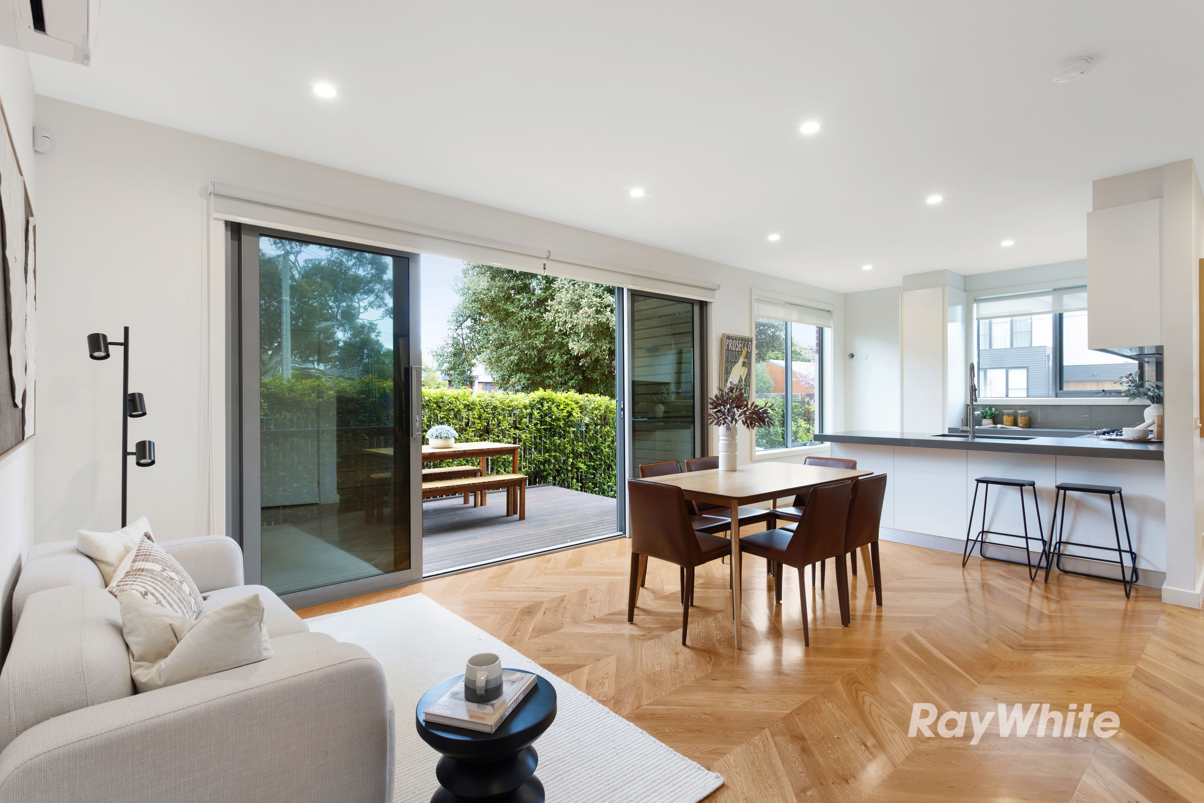 1/2 Lees Street, McKinnon, VIC 3204