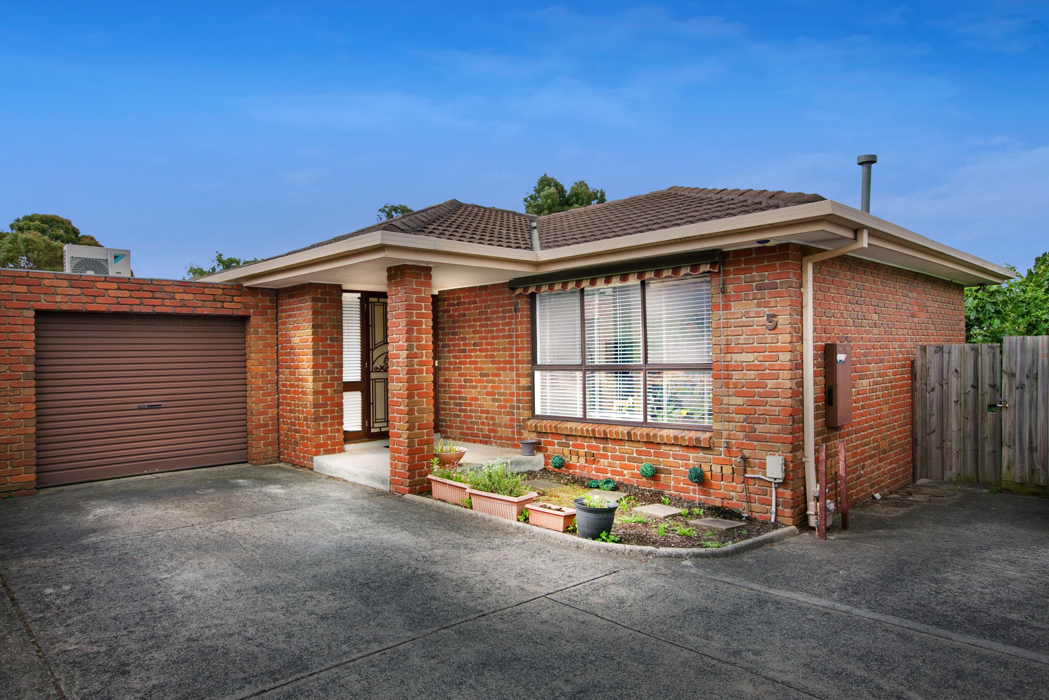 38 Moorhead Drive, Mill Park VIC 3082