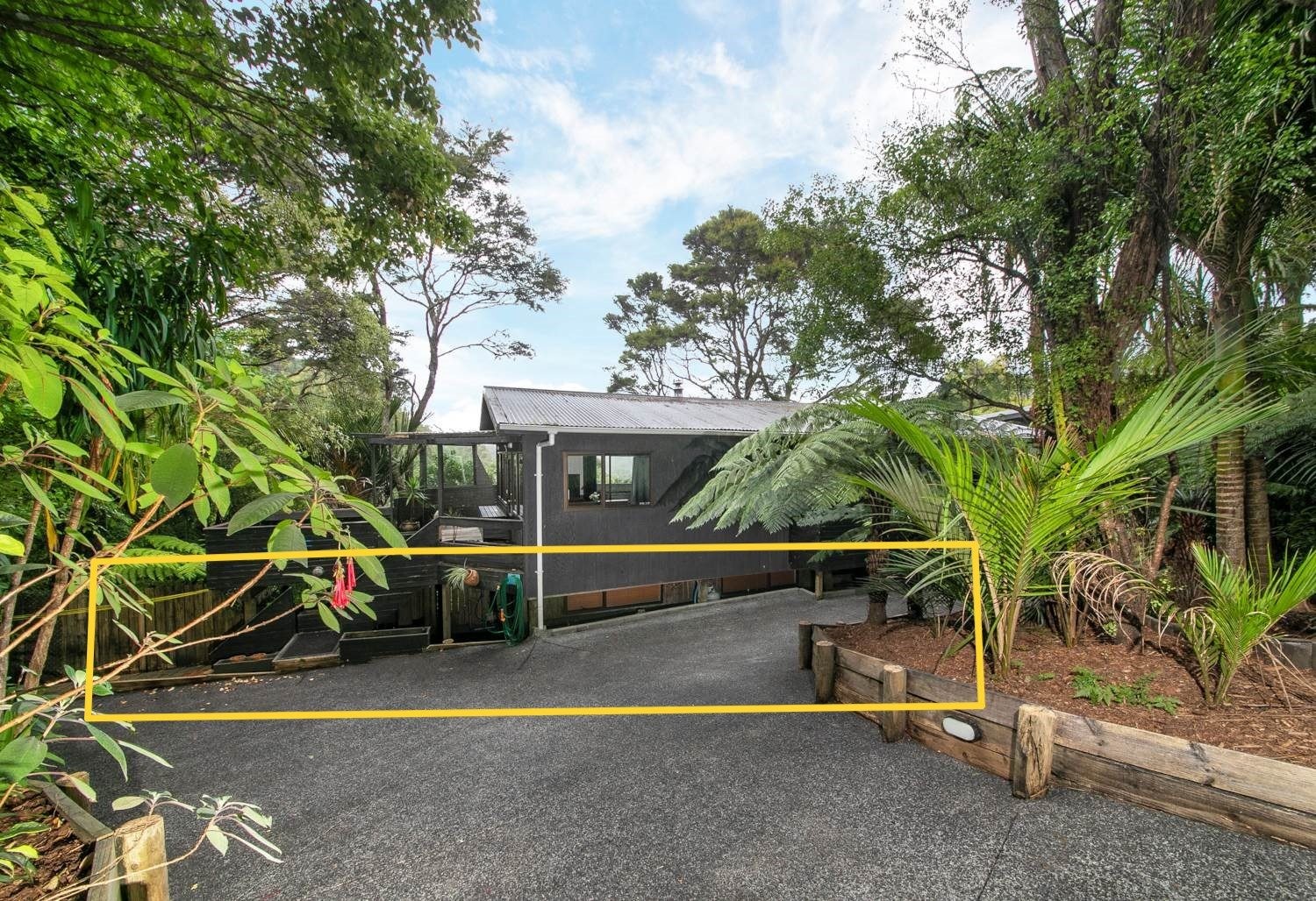 39B York Road, Titirangi, Waitakere City