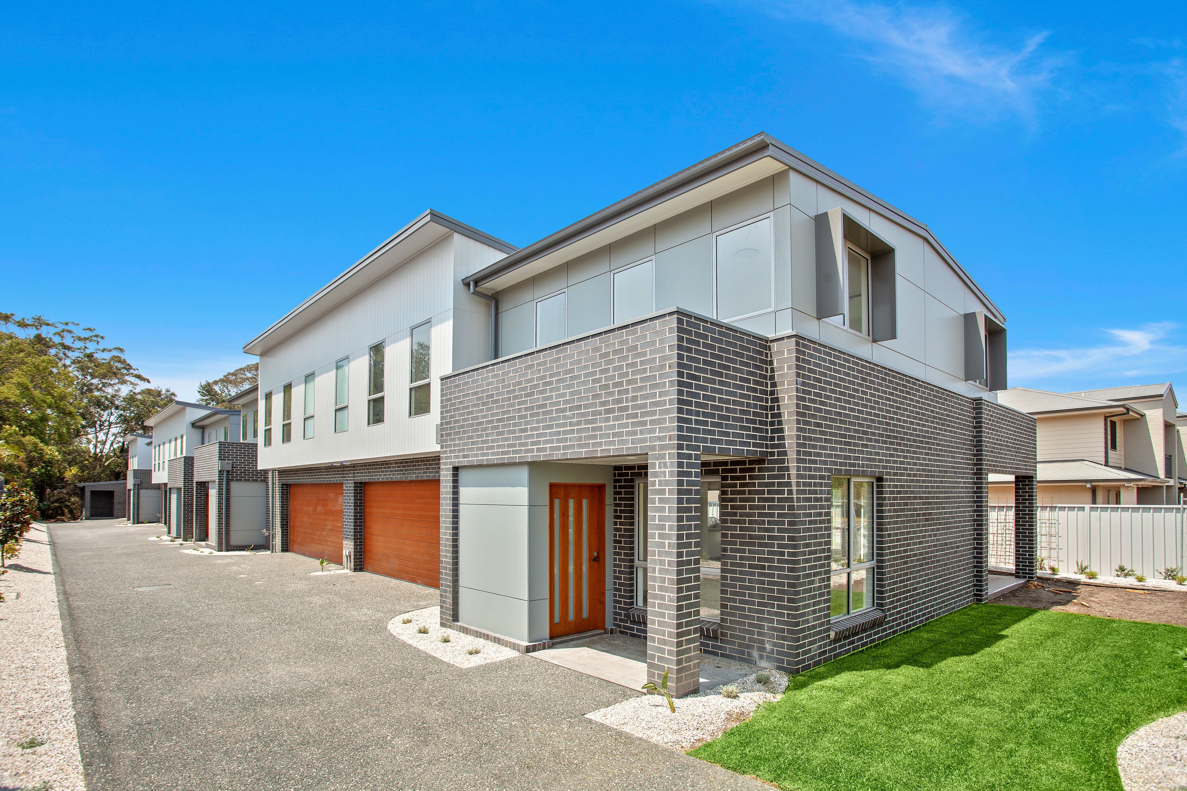 24 Greenacre Road, Wollongong NSW 2500