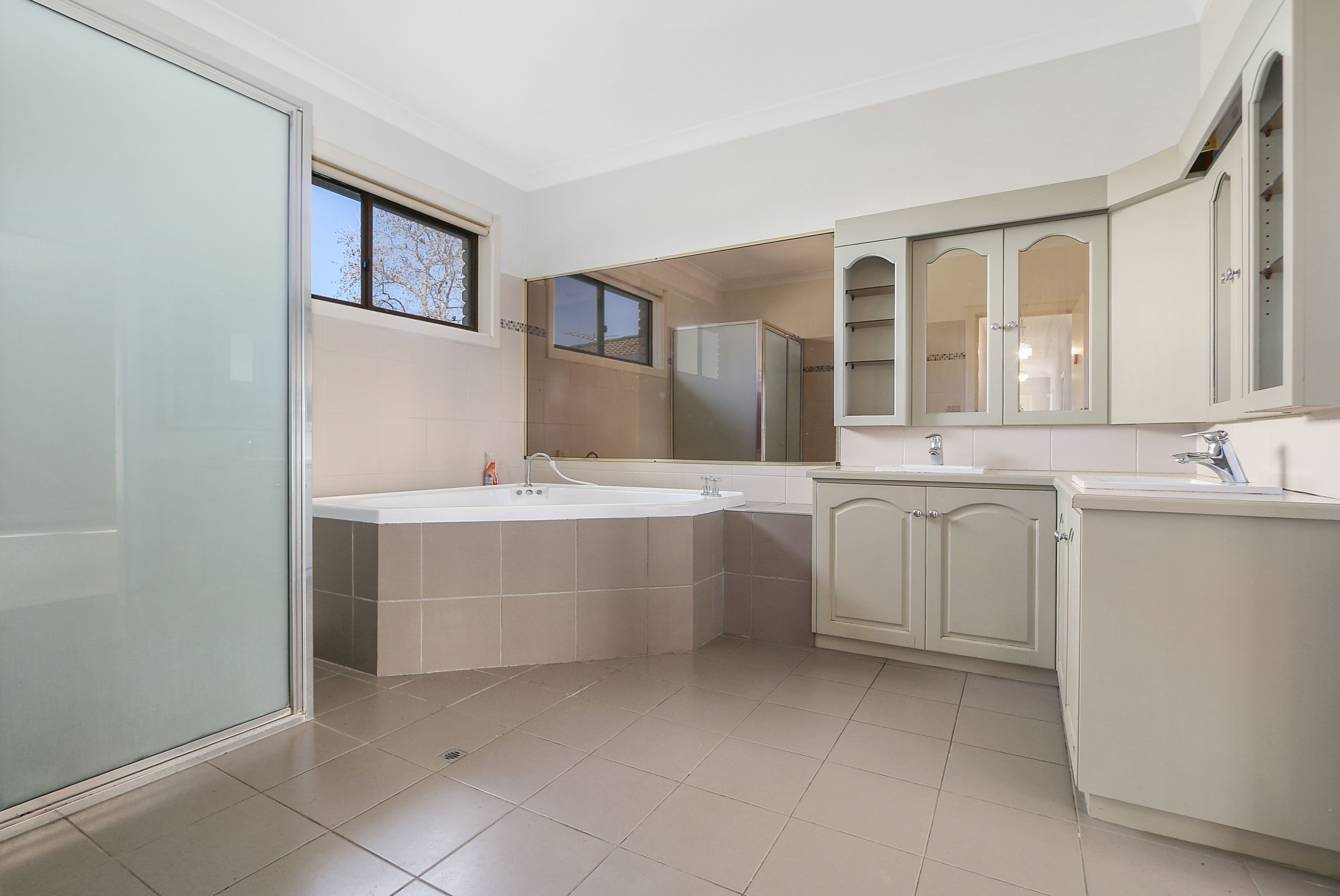 737 Harris Court — photo 7 of 10