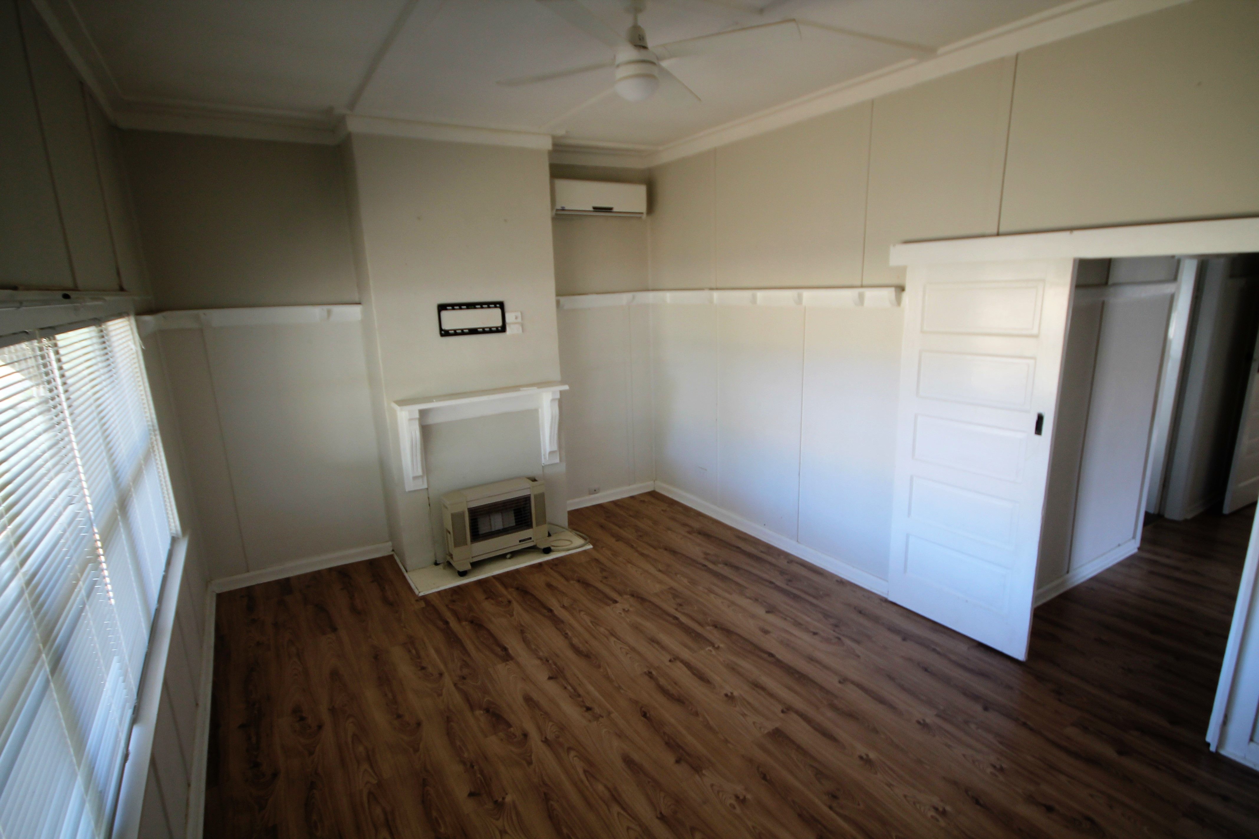 21 Ripon Street, Young, NSW 2594