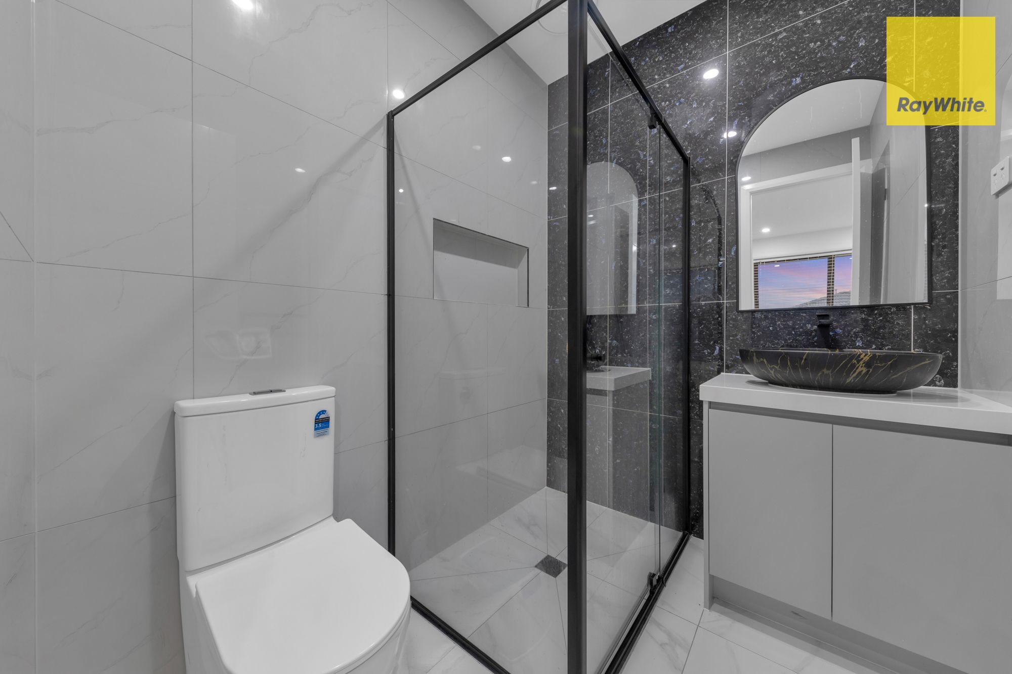 76 Madeira Drive — photo 4 of 21