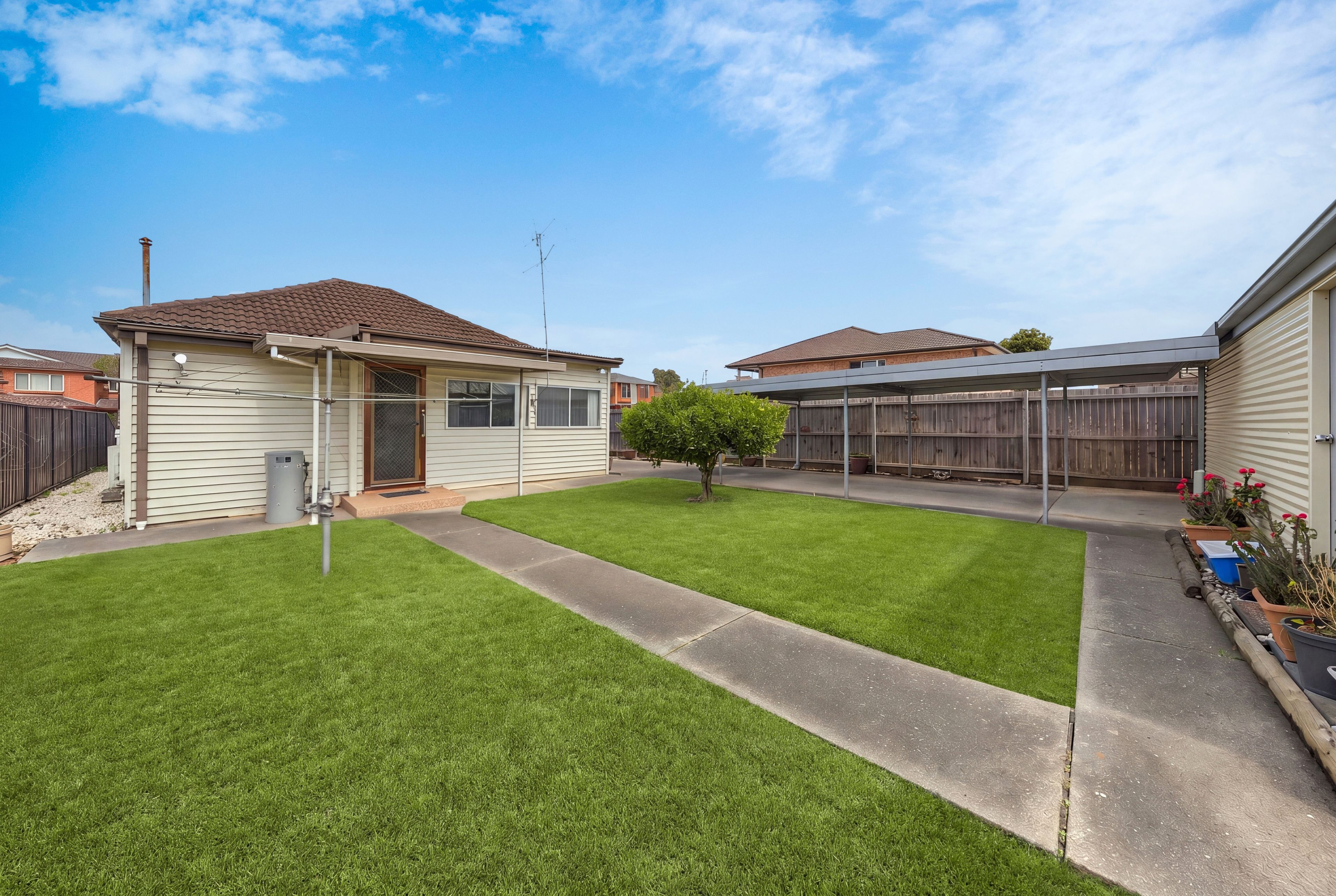 87 Torrens Street — photo 15 of 18