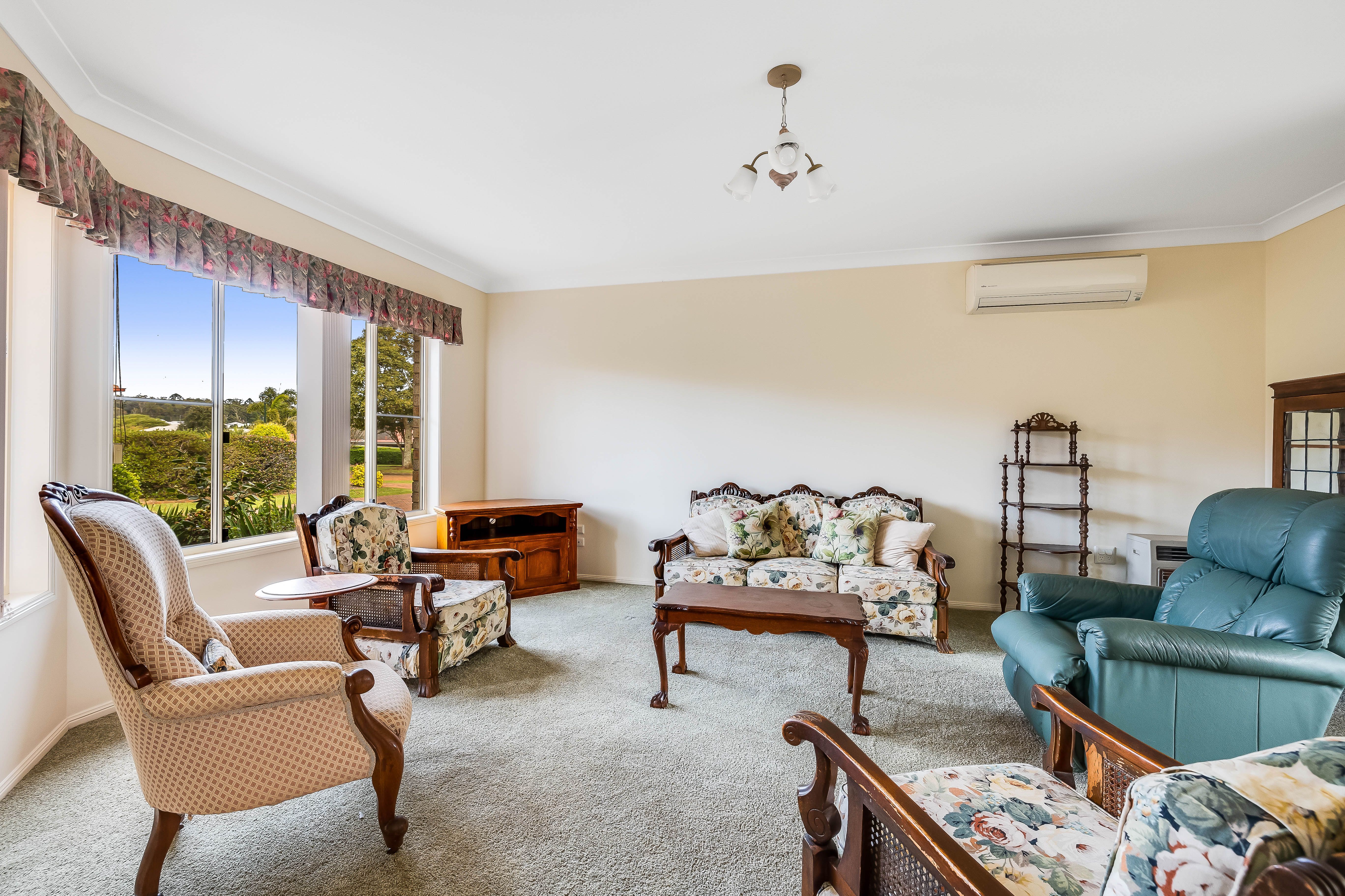 Villa 53 Glenfield Court, Middle Ridge, QLD 4350