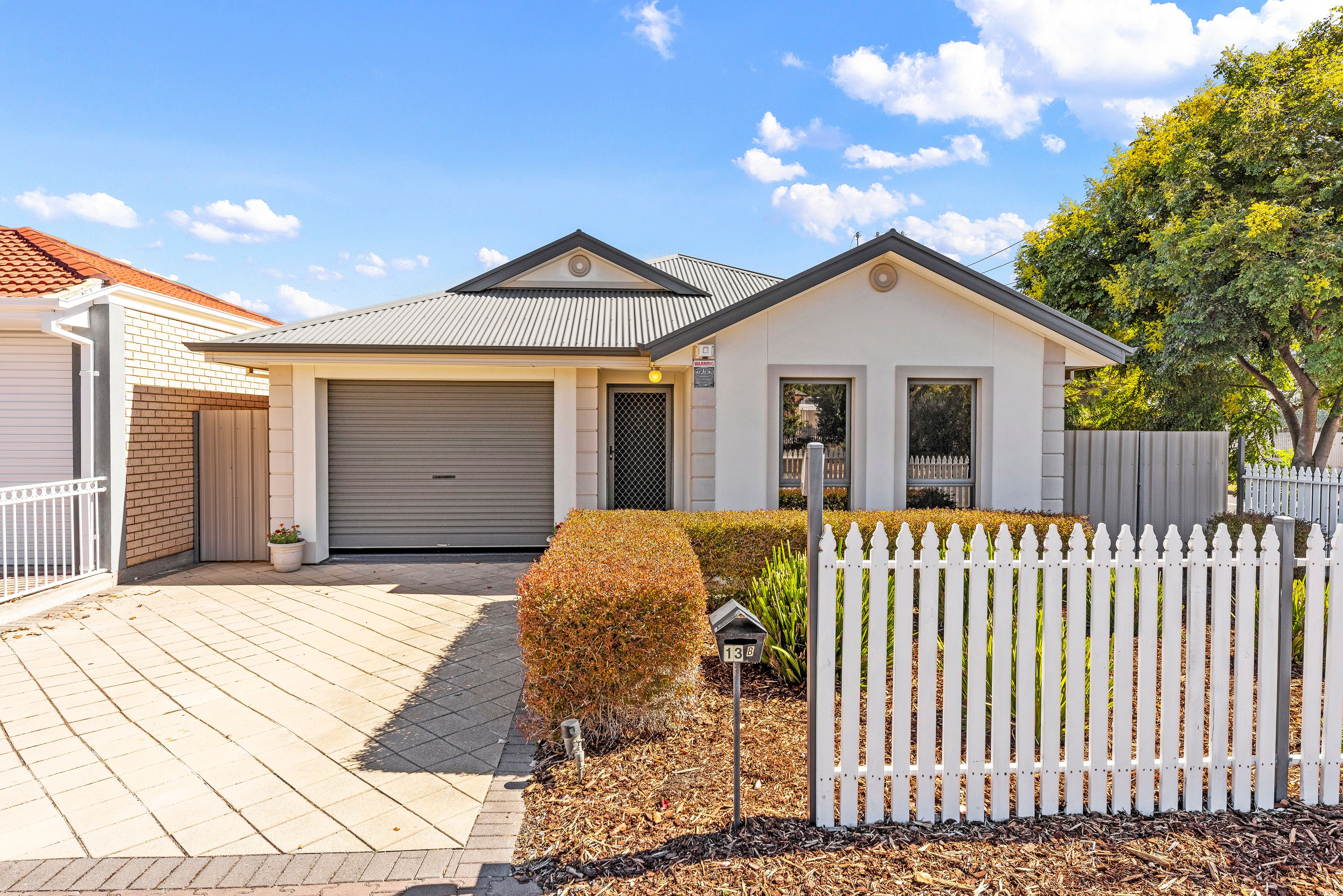 13B Dumfries Avenue, Northfield SA 5085