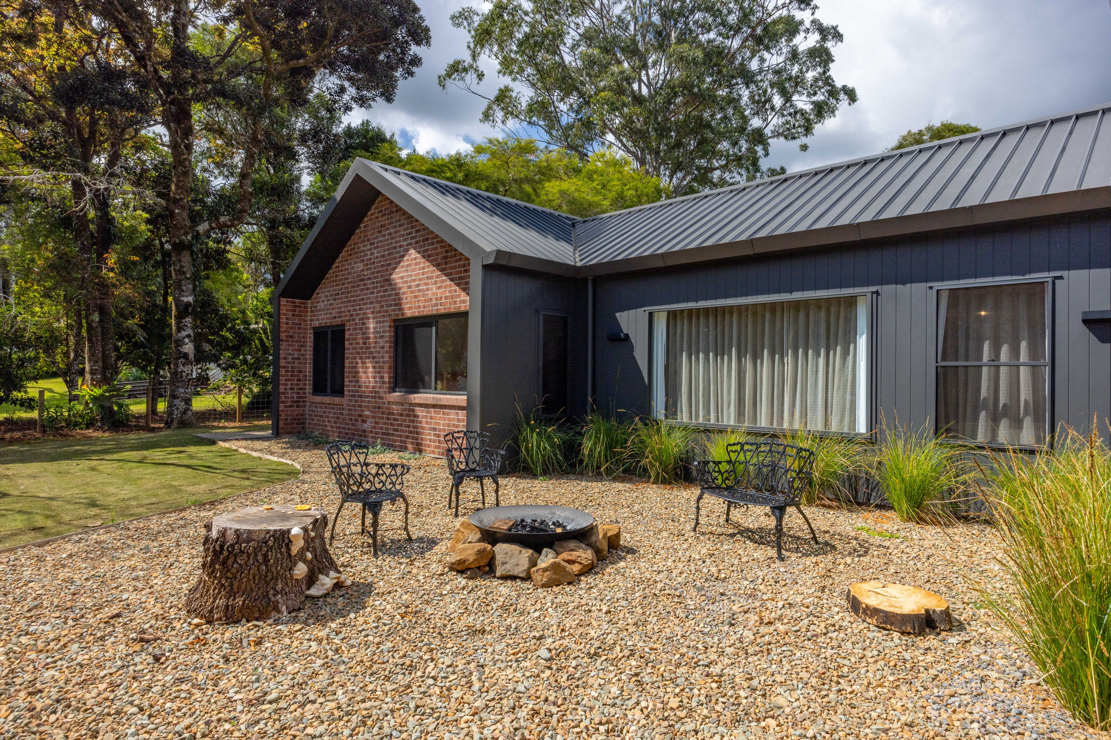 45 Mary Cairncross Avenue — photo 17 of 30