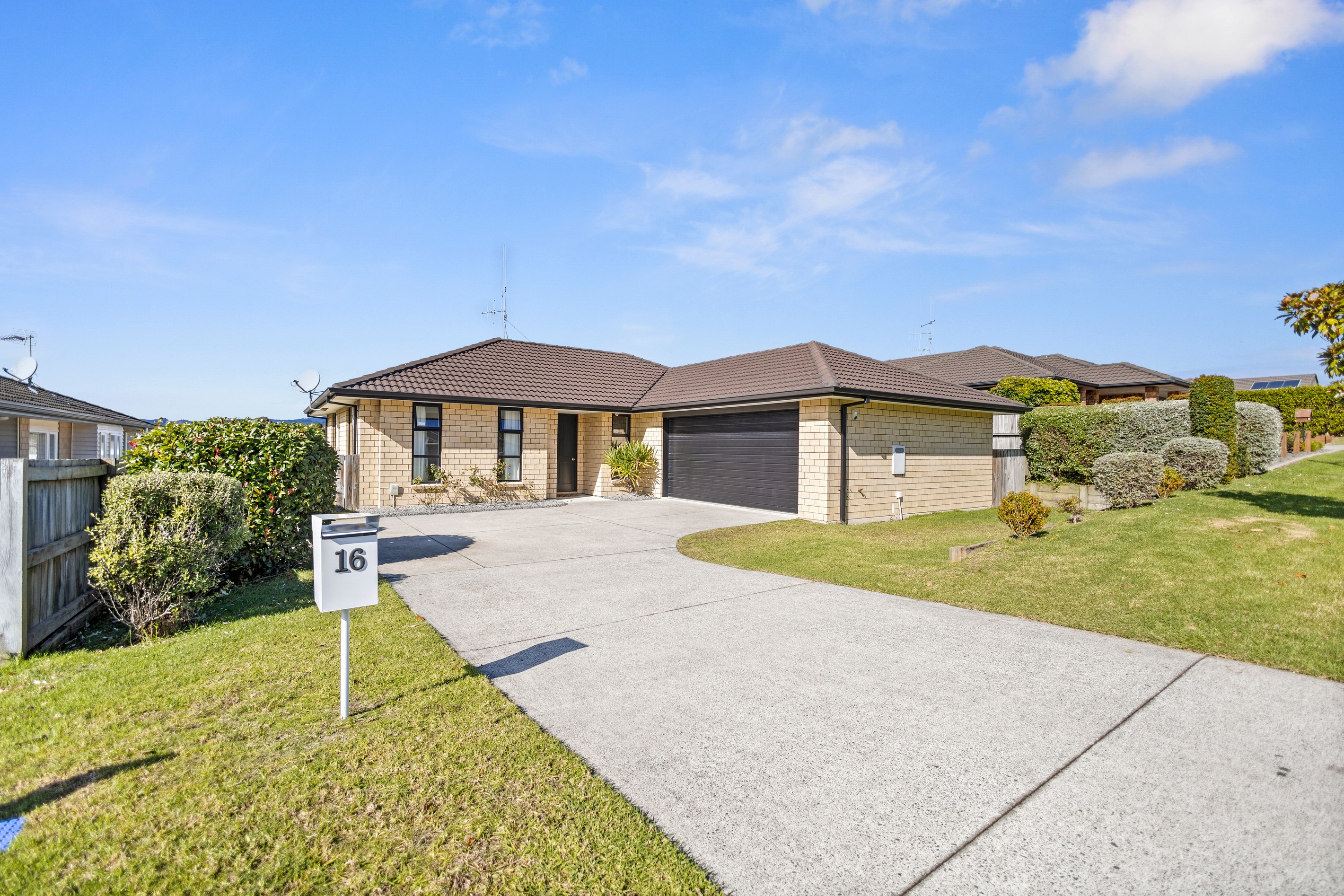 16 Galloway Crescent, Pyes Pa, Tauranga City