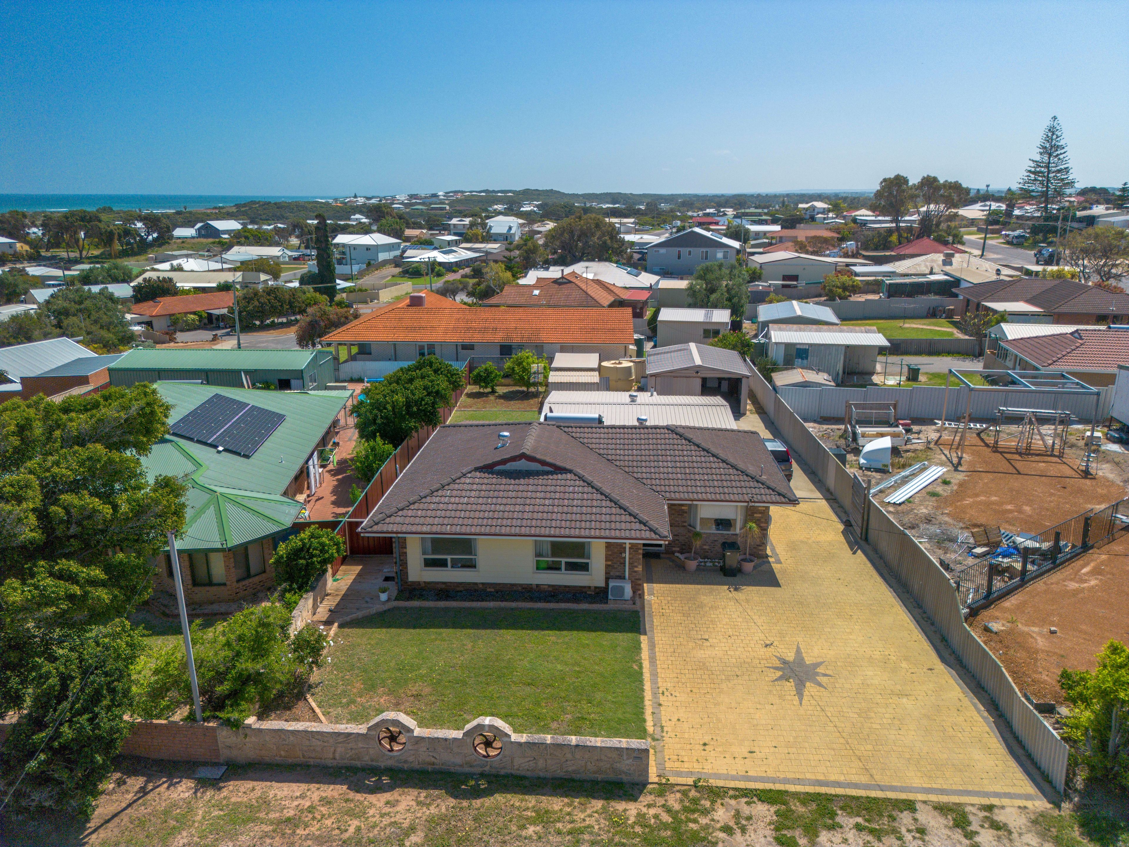 4 Richardson Road — photo from Ray White Geraldton Dongara - Geraldton Location