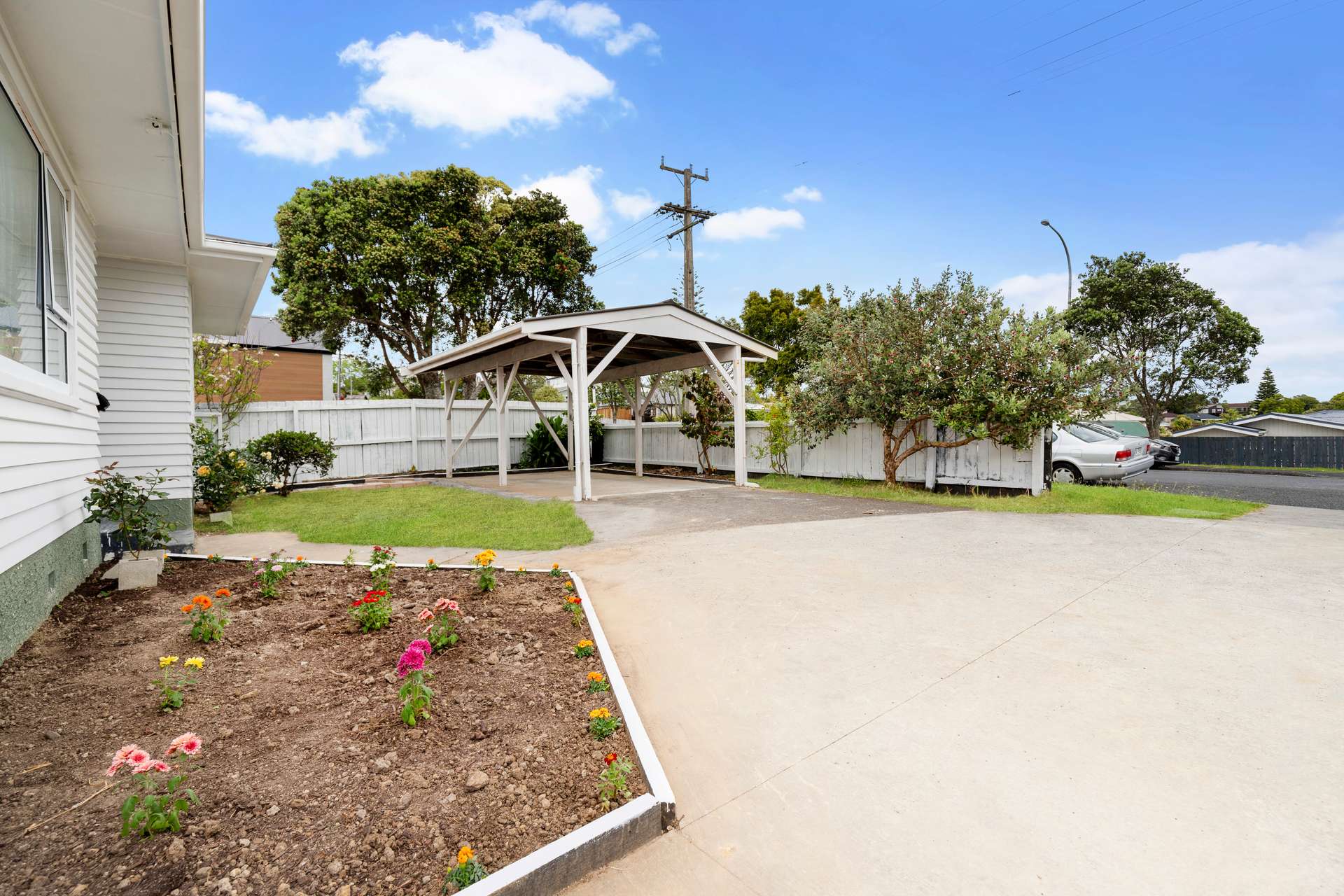 74 Awaroa Road photo 2