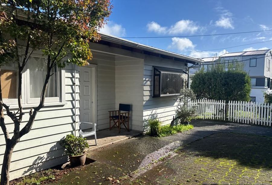 4 Sheehan Road, Te Atatu South, Waitakere City