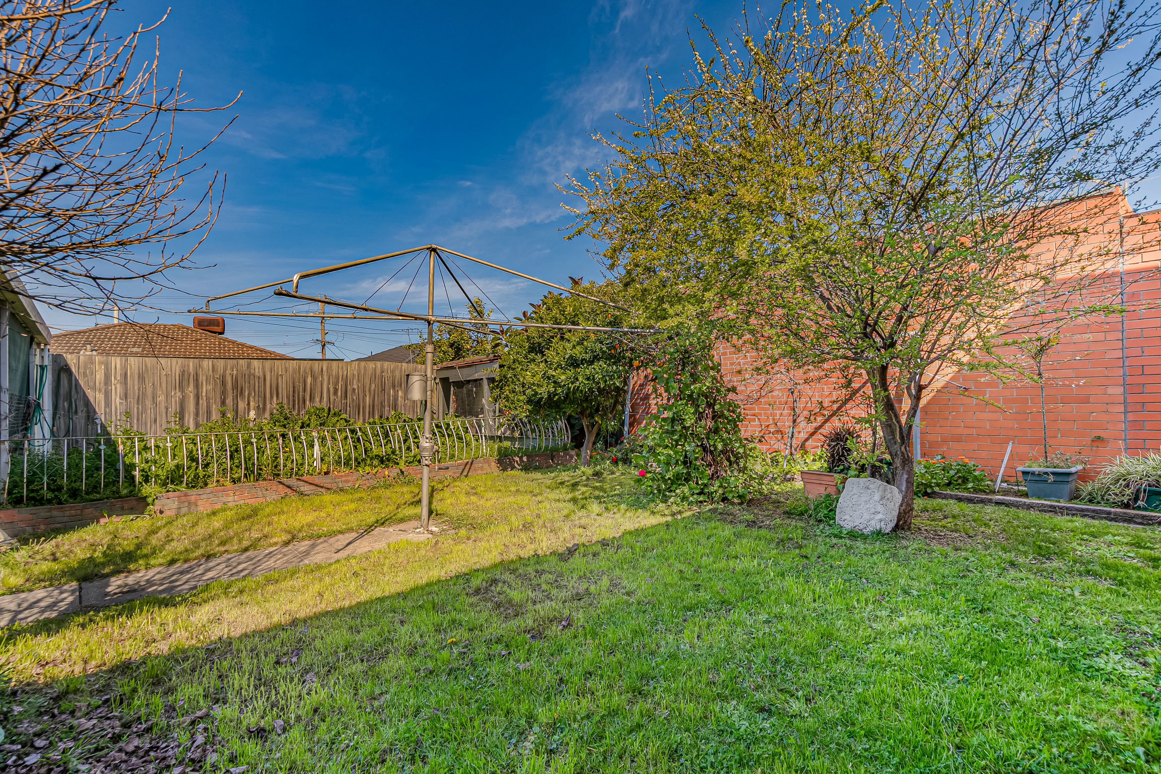 7 Karingal Way — photo 11 of 12