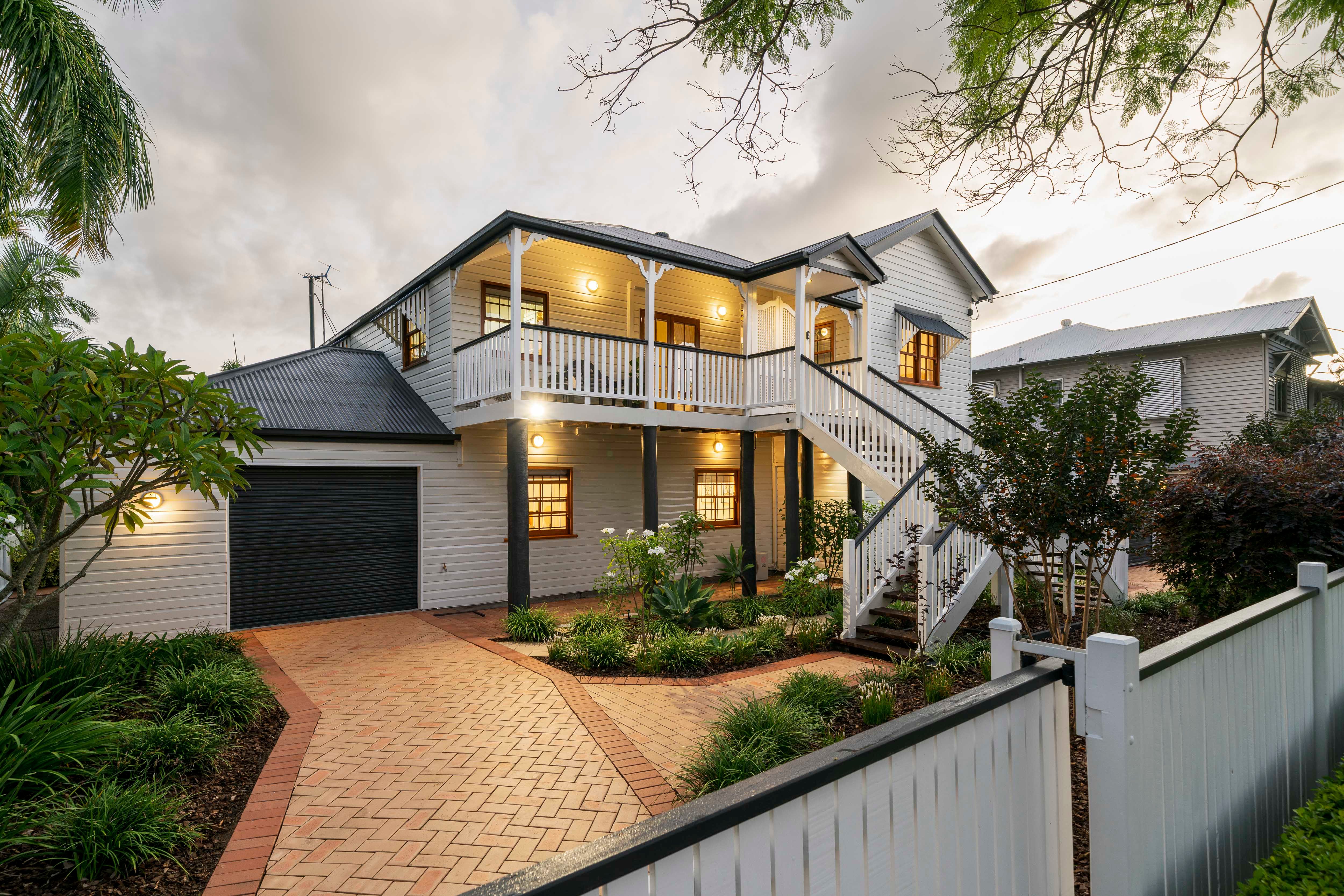 35 Randolph Street, Graceville, QLD 4075