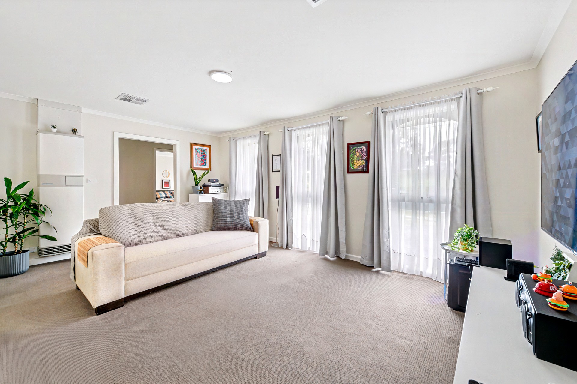 81 Cootamundra Drive, Wheelers Hill, VIC 3150