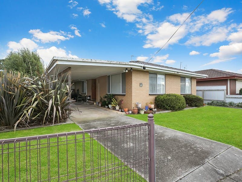 7 Nicholas Street, Colac VIC 3250