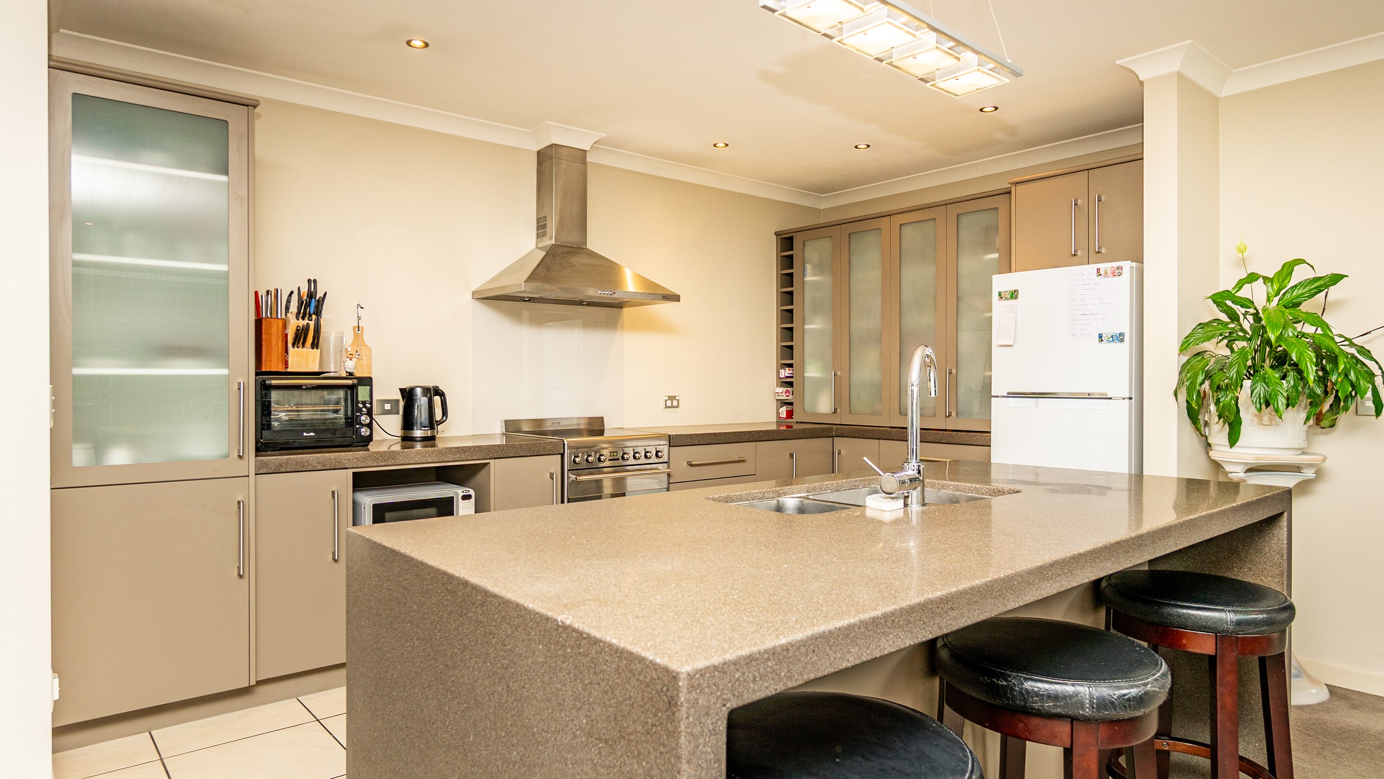 190 Mountain View Road, Glenwood, Timaru District