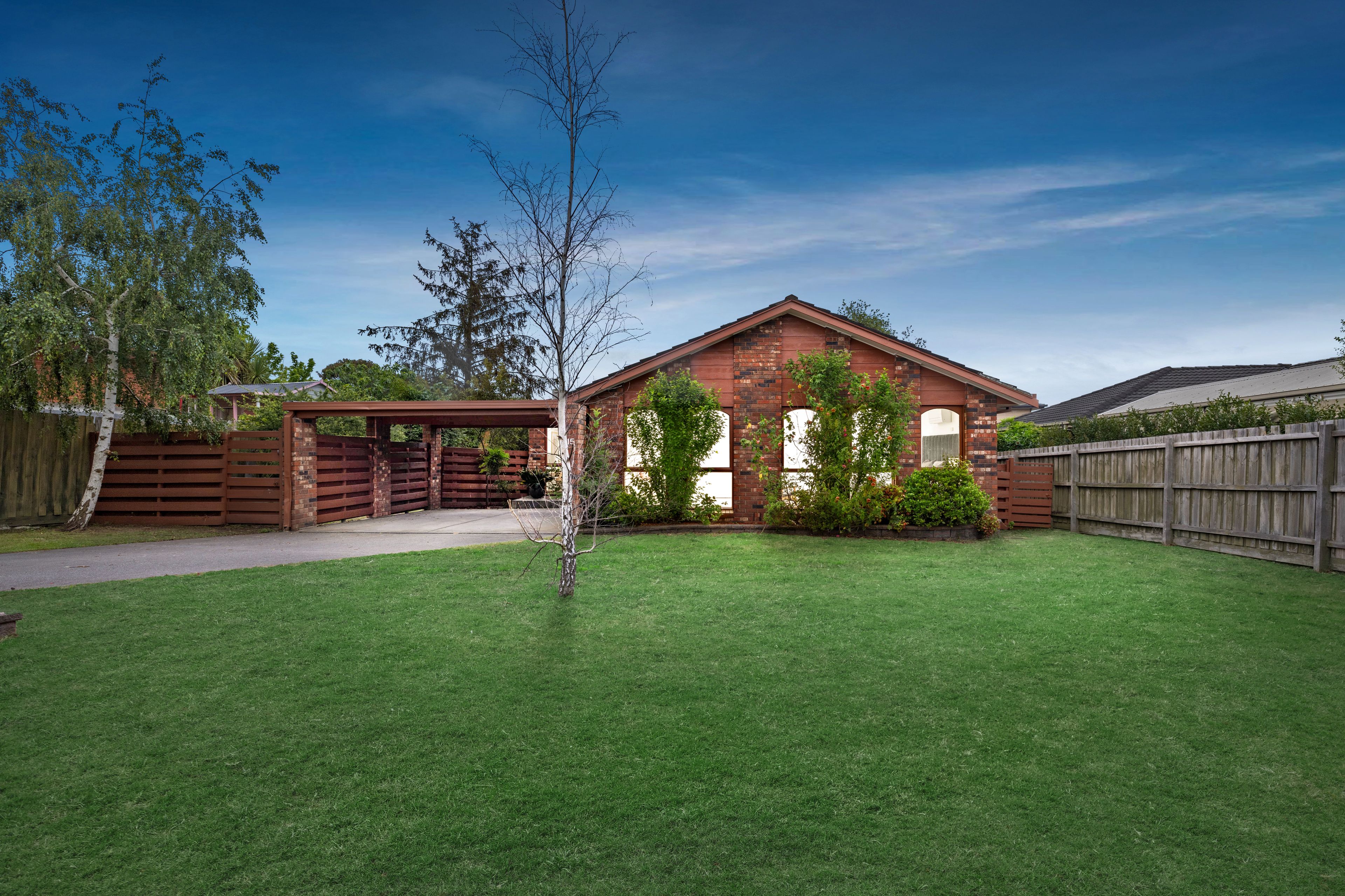 15 Helpmann Street , Wantirna South VIC 3152