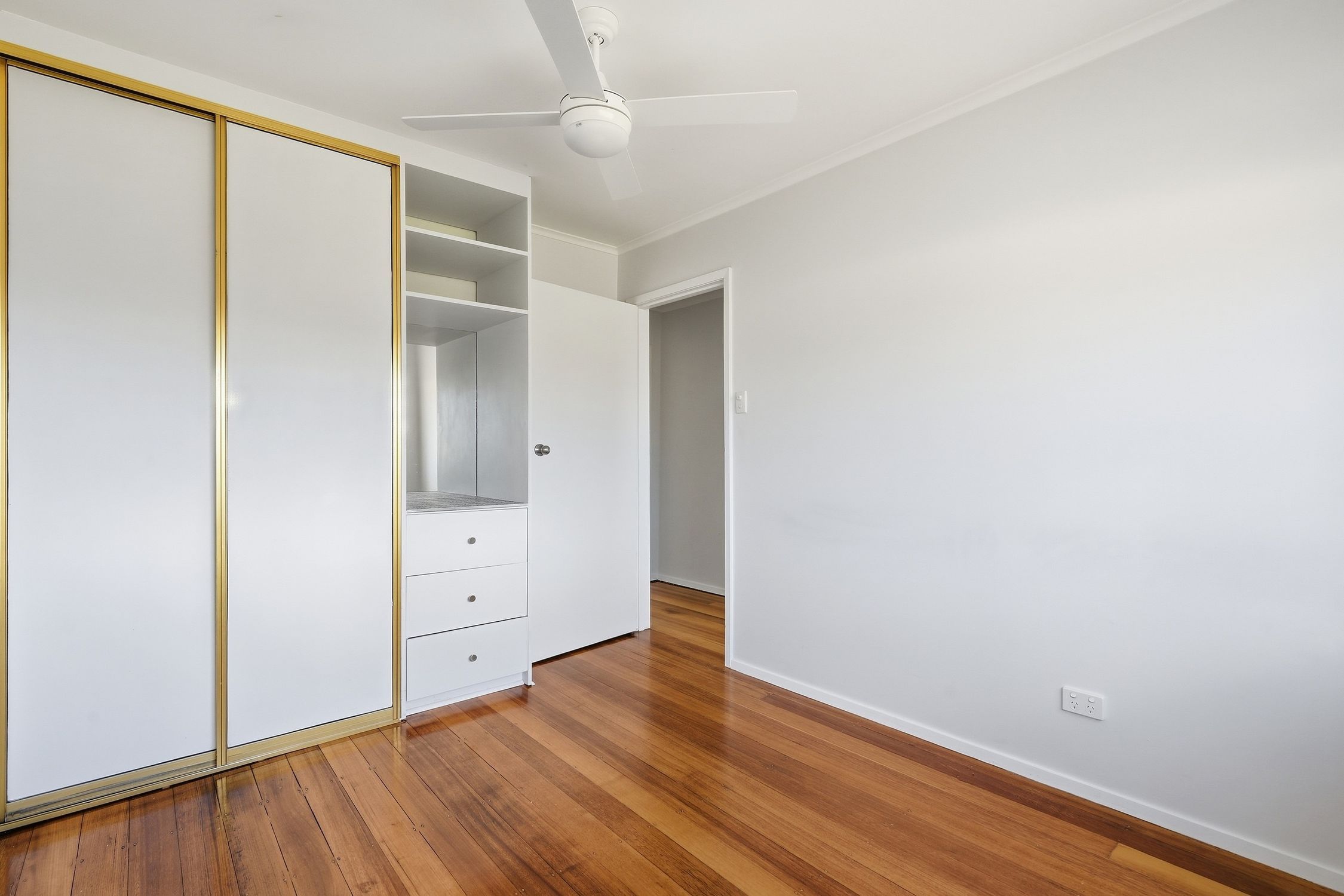 15 Ashbourne Grove — photo 16 of 30