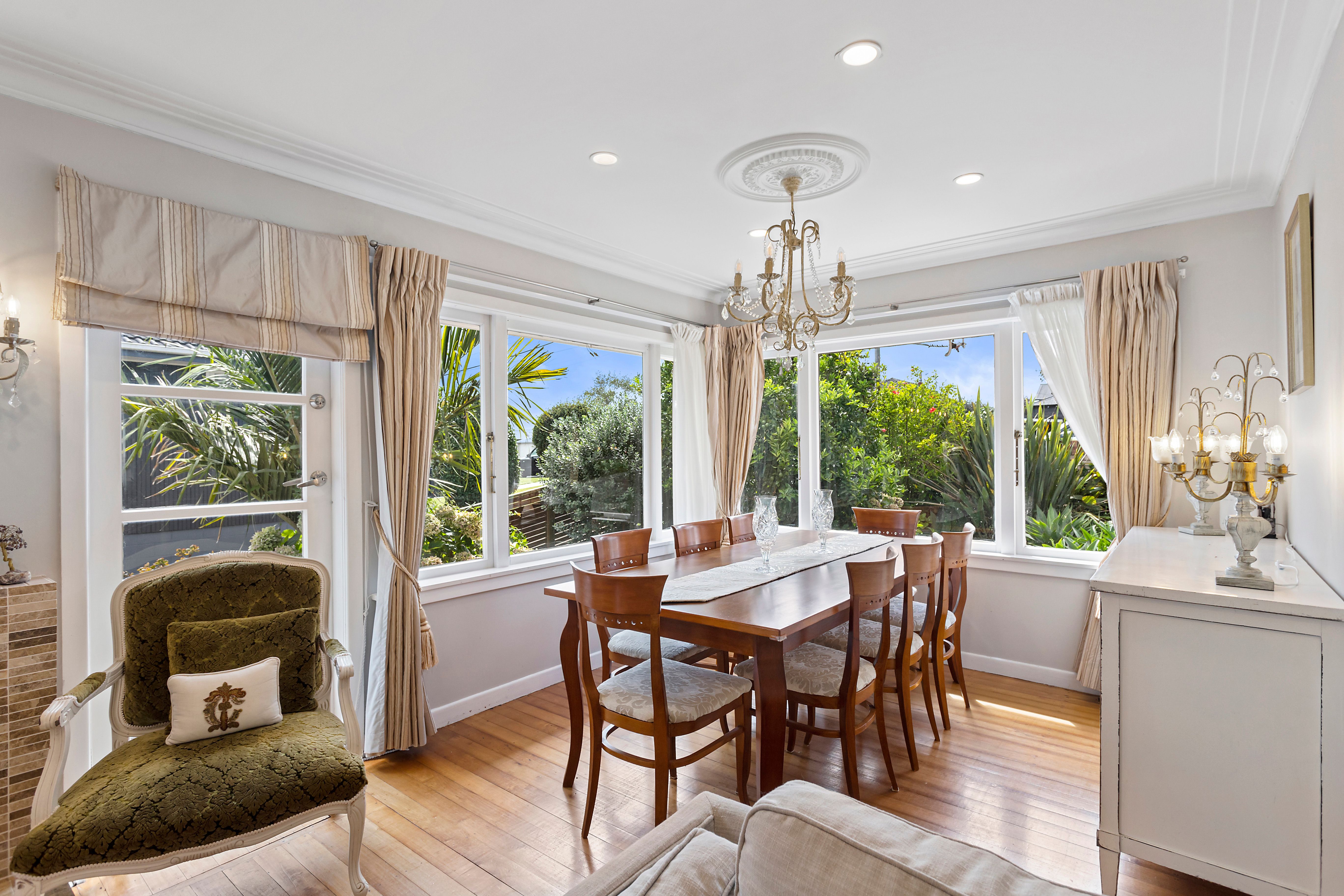 42 Roseberry Avenue, Birkenhead, North Shore City 0626 Sold House