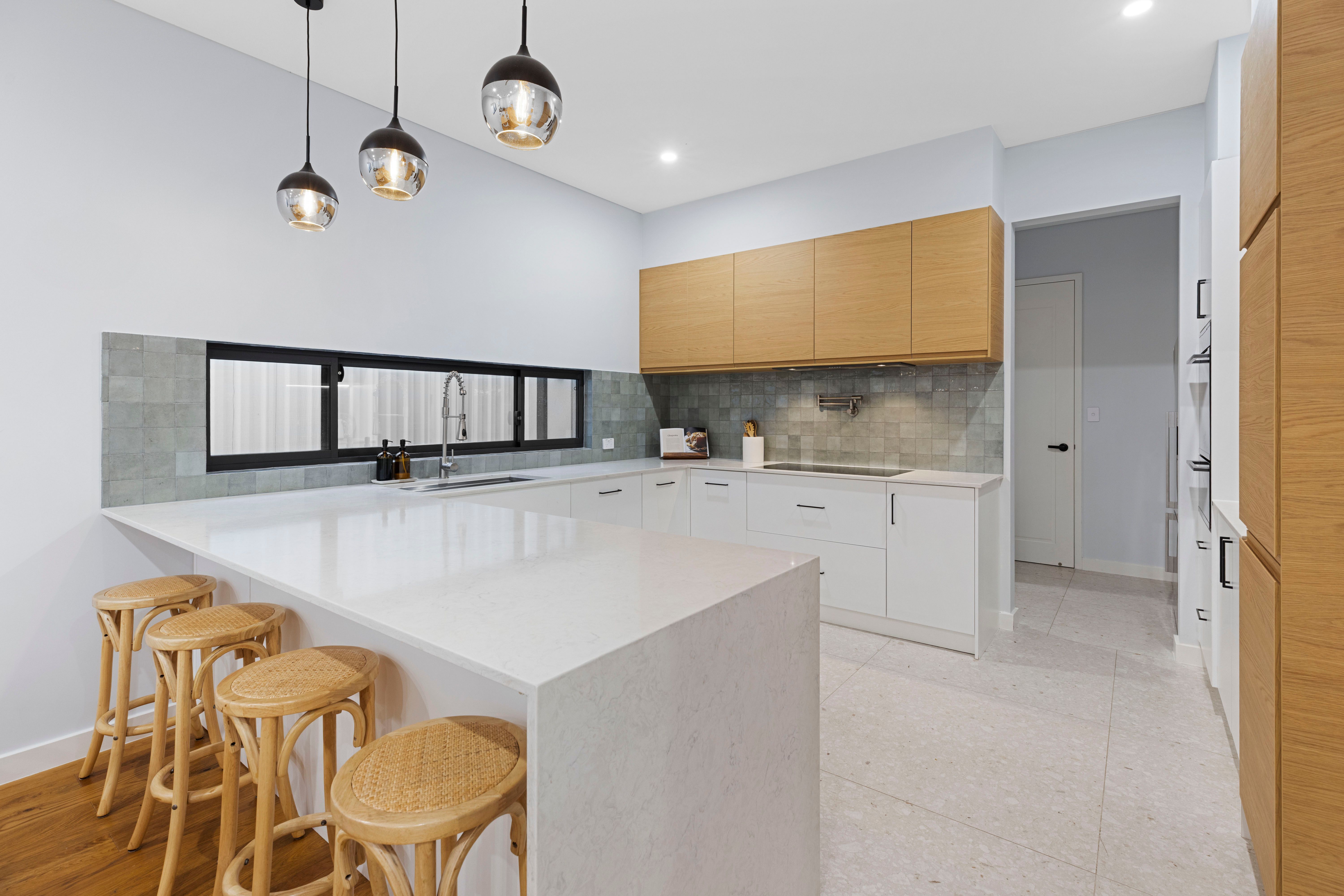5 Addison Way — photo 11 of 24