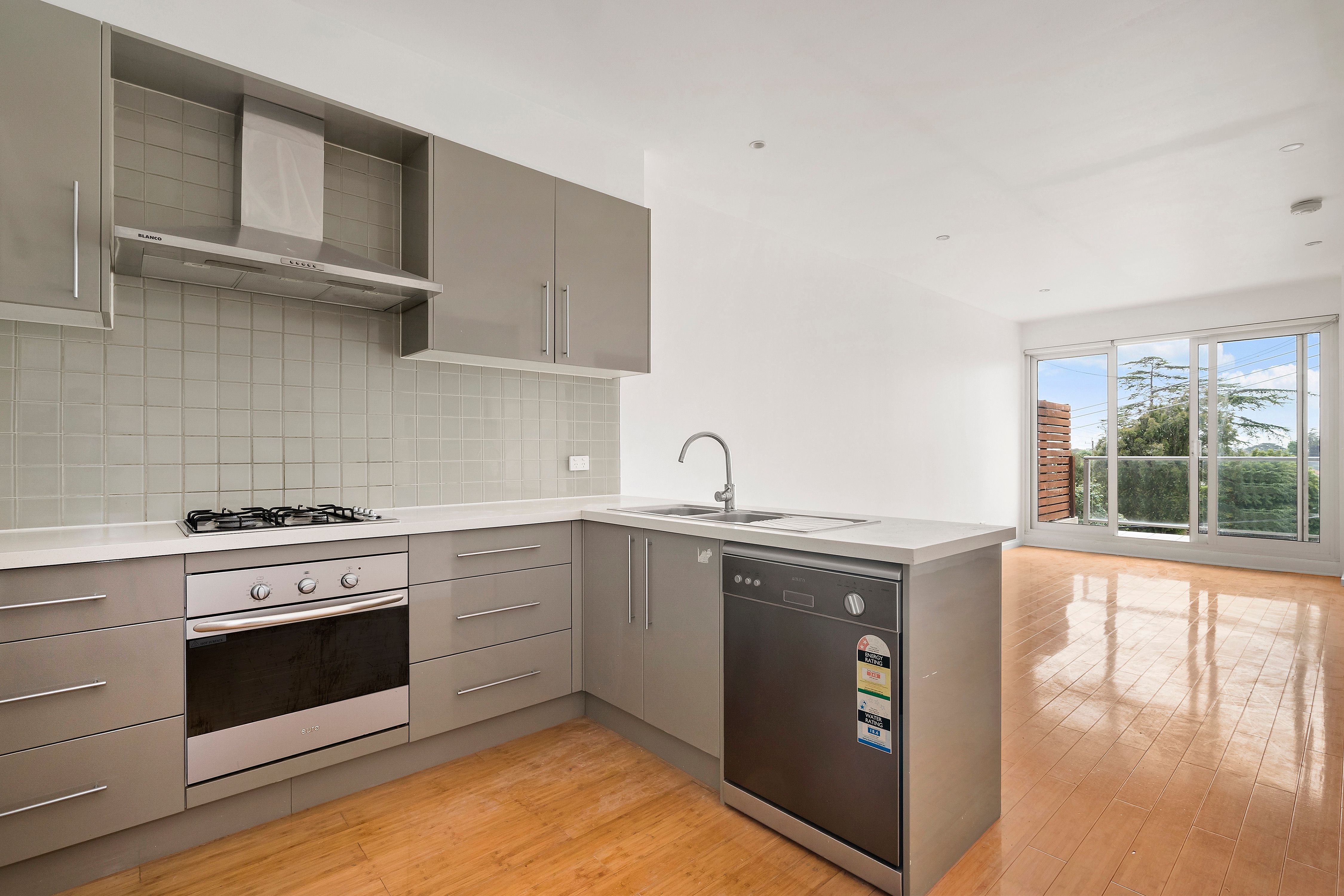 20/50 Poath Road, Hughesdale, VIC 3166