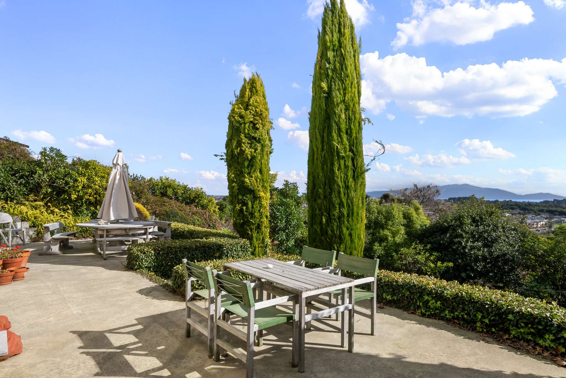 142 Winara Avenue photo 3