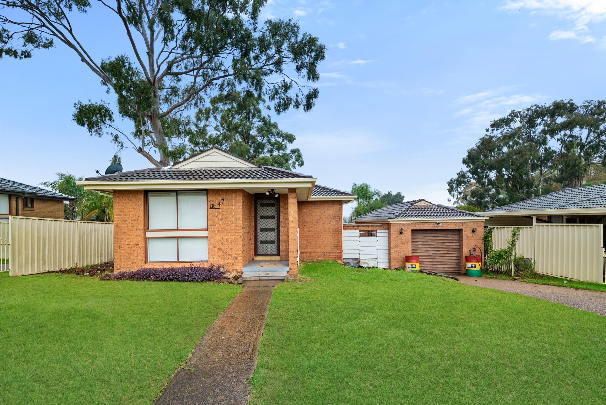 47 Othello Avenue, Rosemeadow, NSW 2560