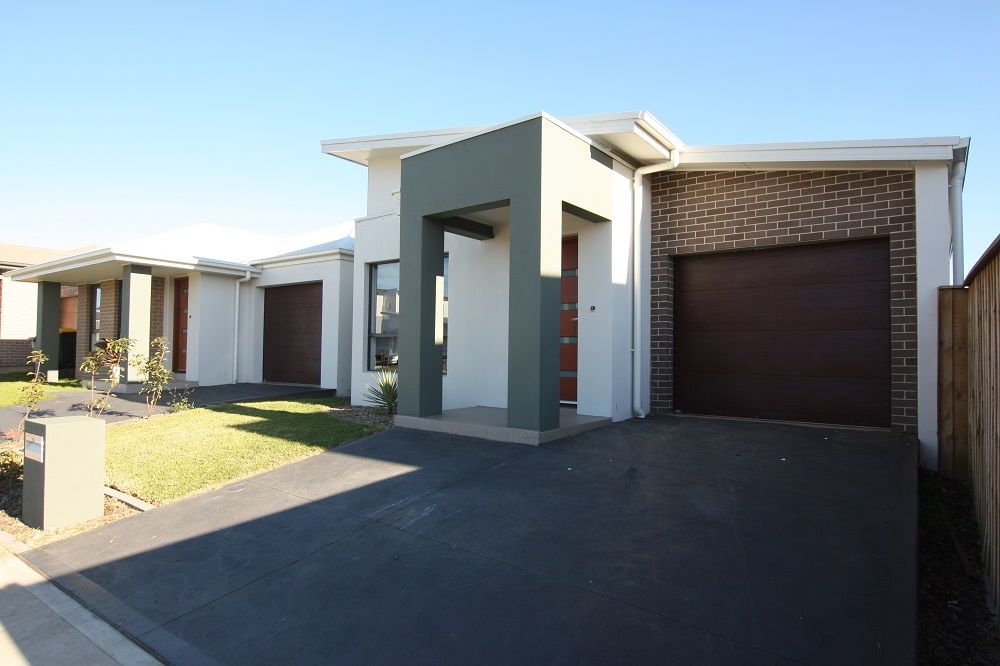 4 Kingsdale Avenue, Catherine Field, NSW 2557