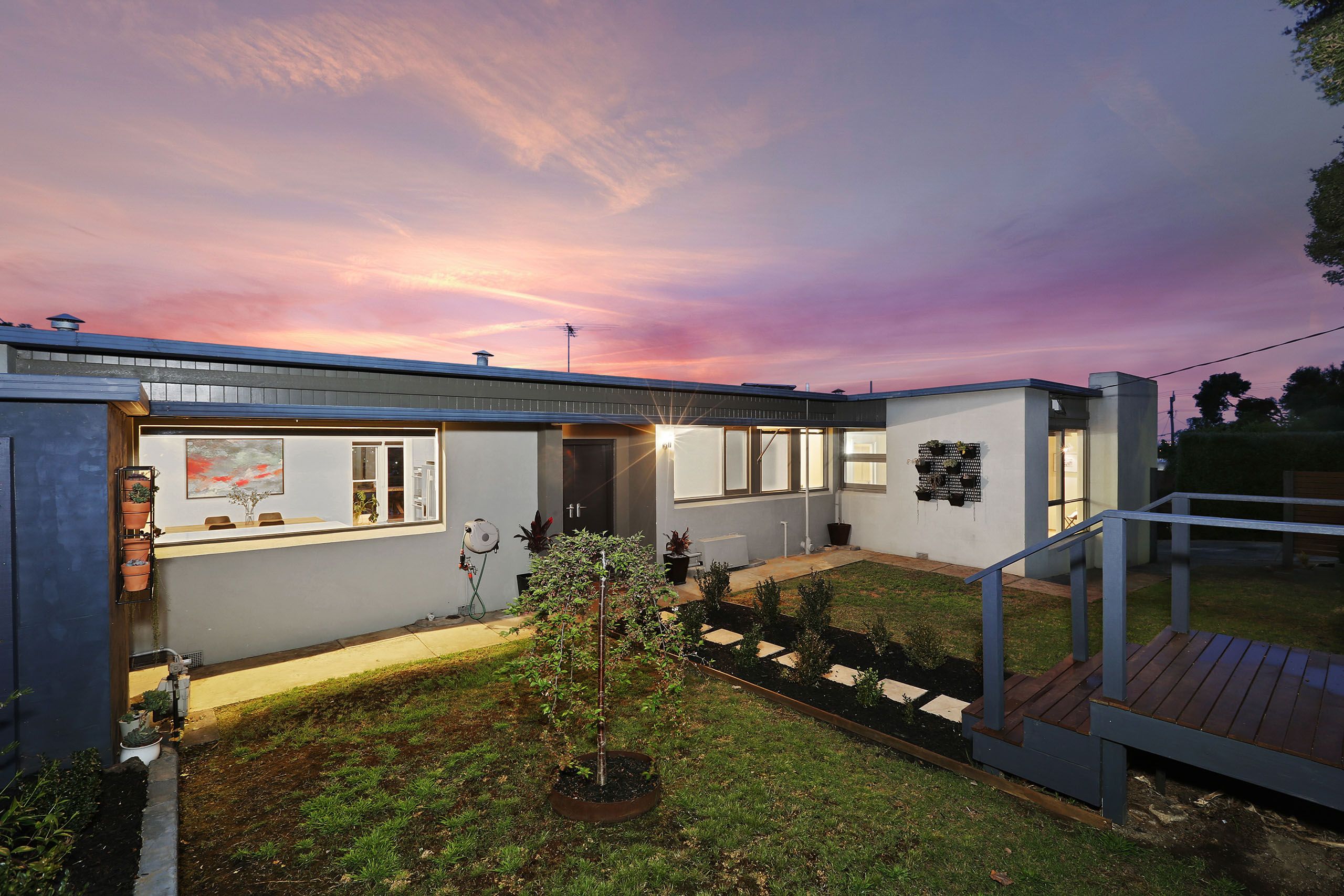 6 Melrose Avenue, Highton, VIC 3216