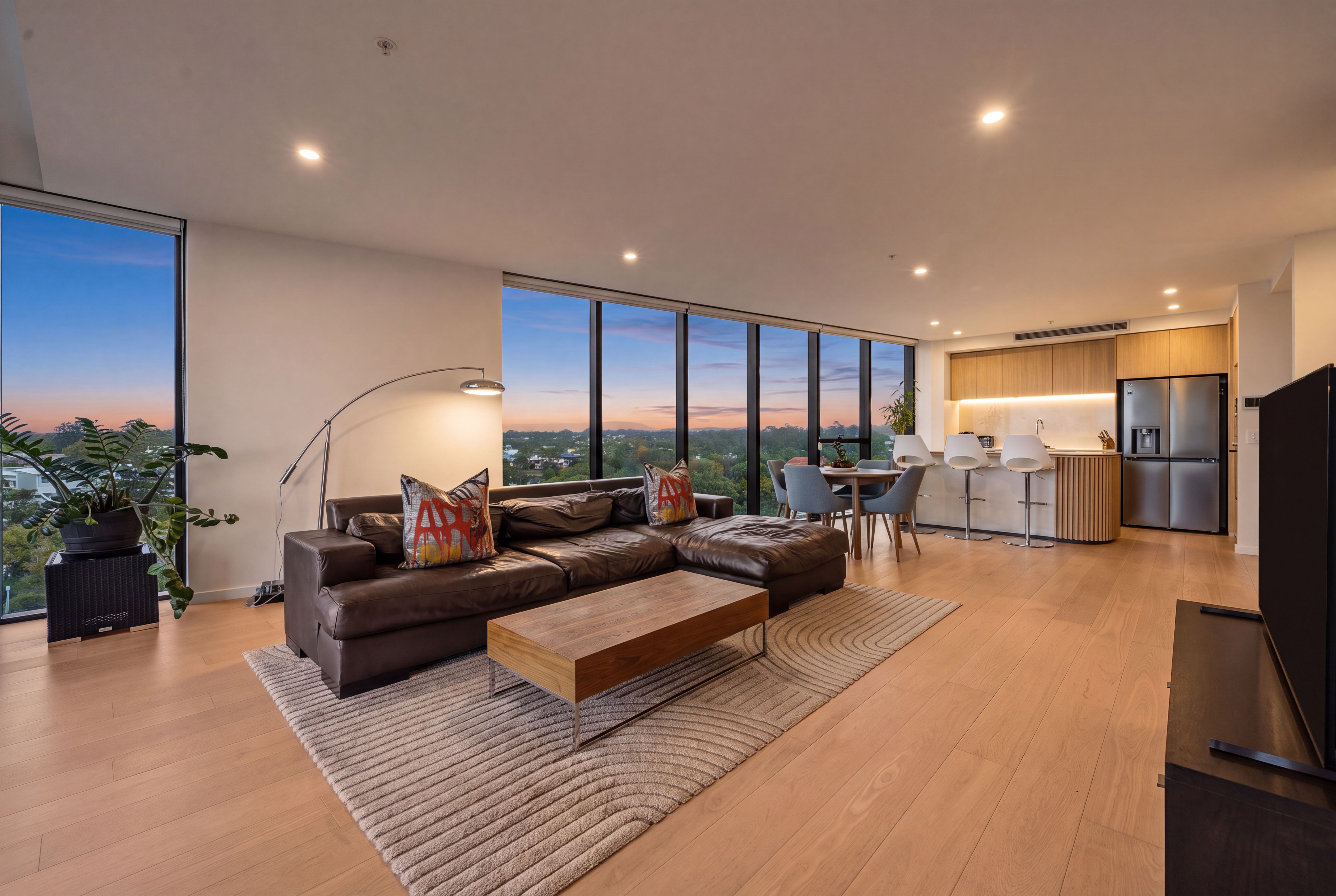 607/180 Marine Parade — photo from Ray White Surfers Paradise
