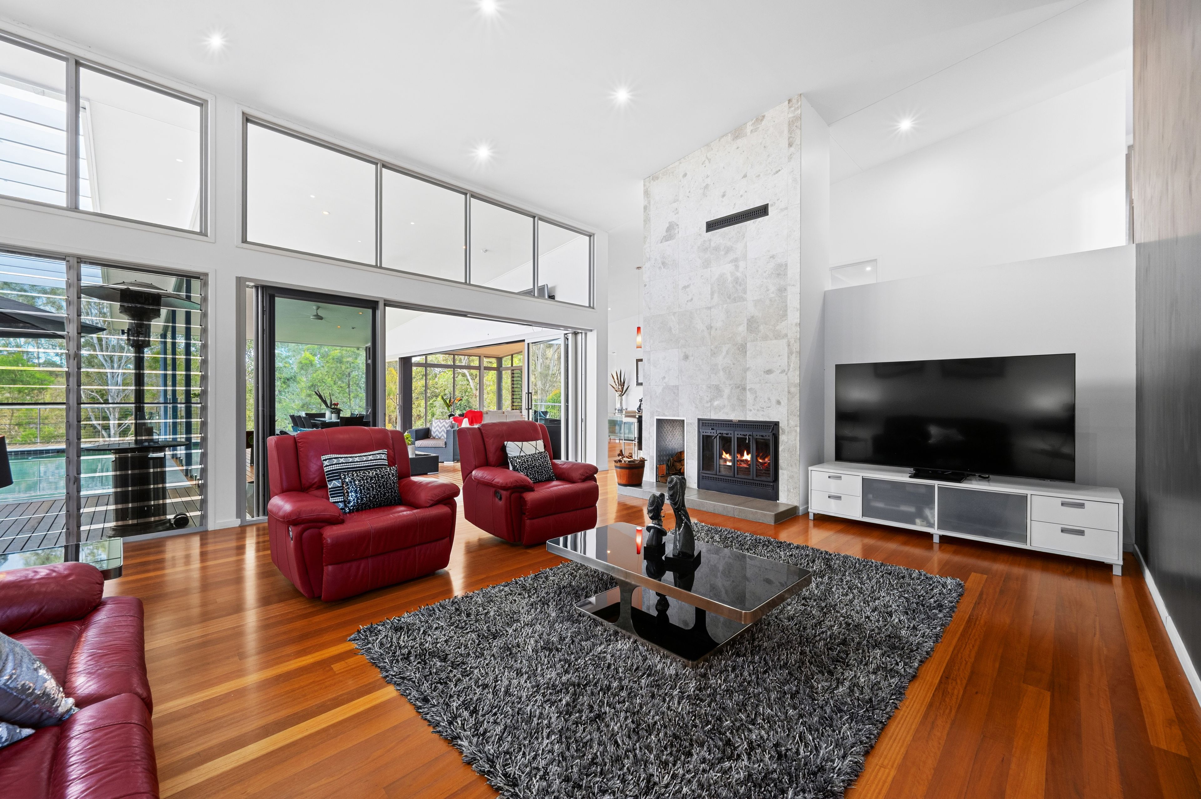 102 Oatlands Court — photo 15 of 30