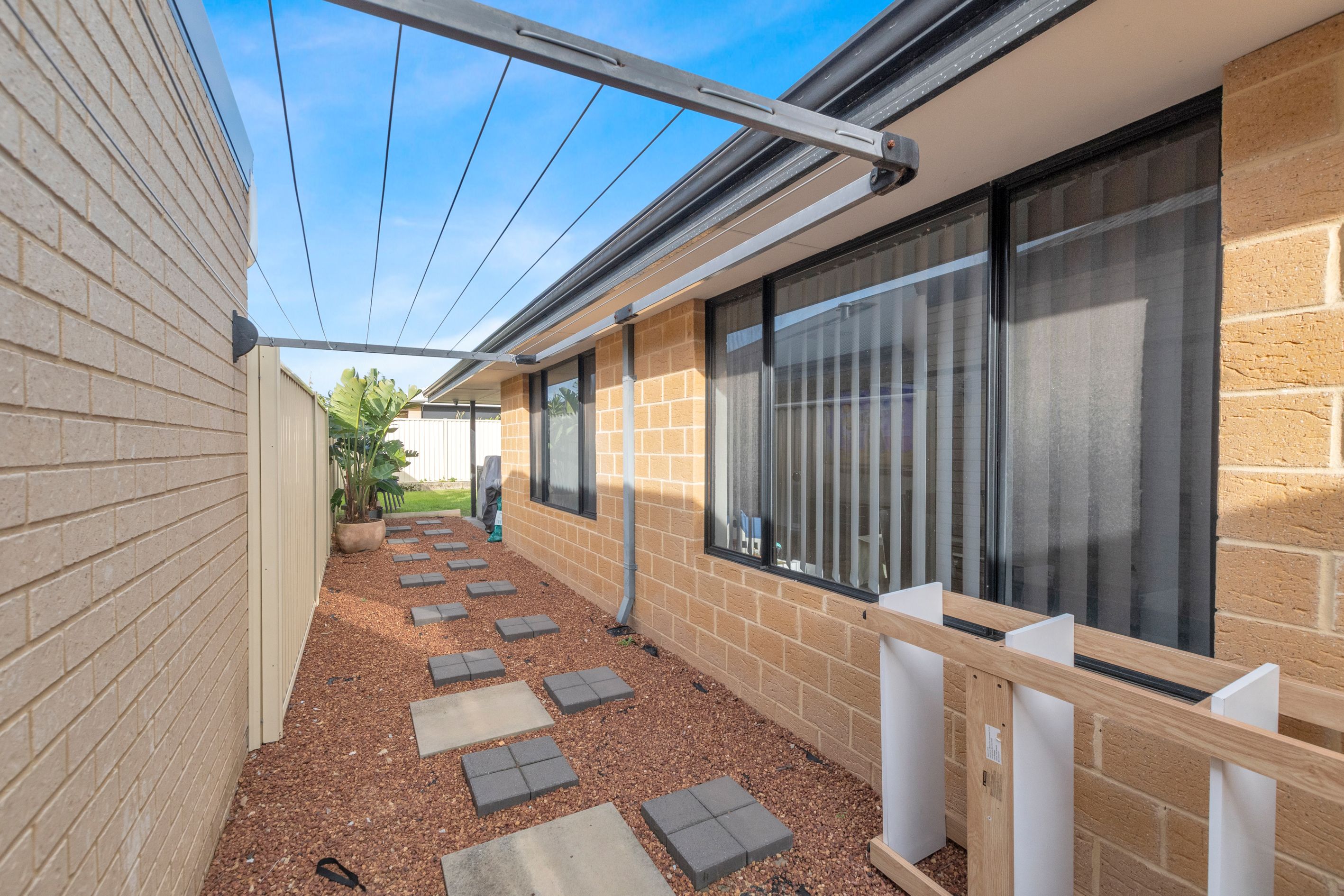 26 Whipbird Street — photo 24 of 26