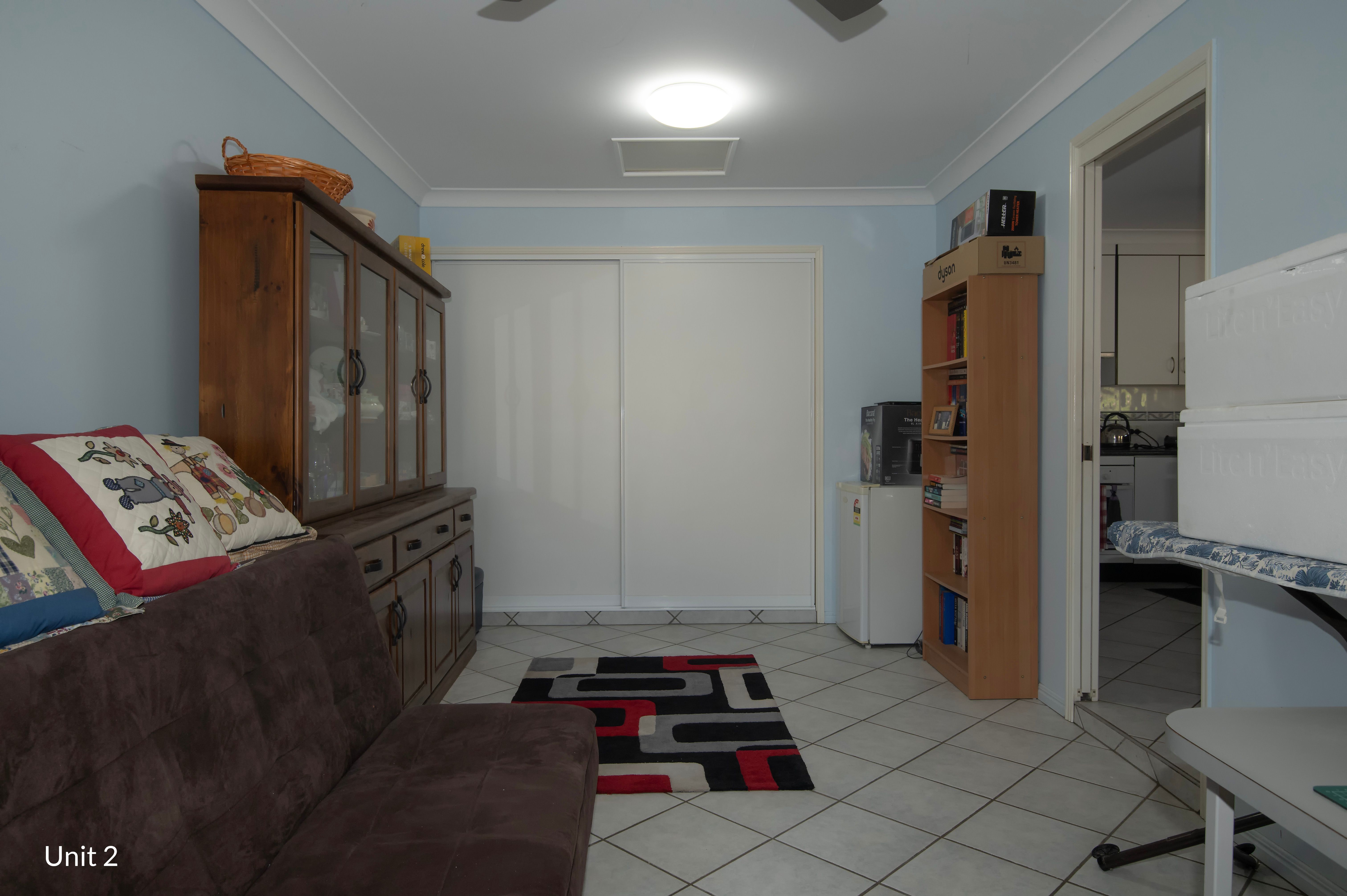 6 Woolein Crescent — photo 20 of 22