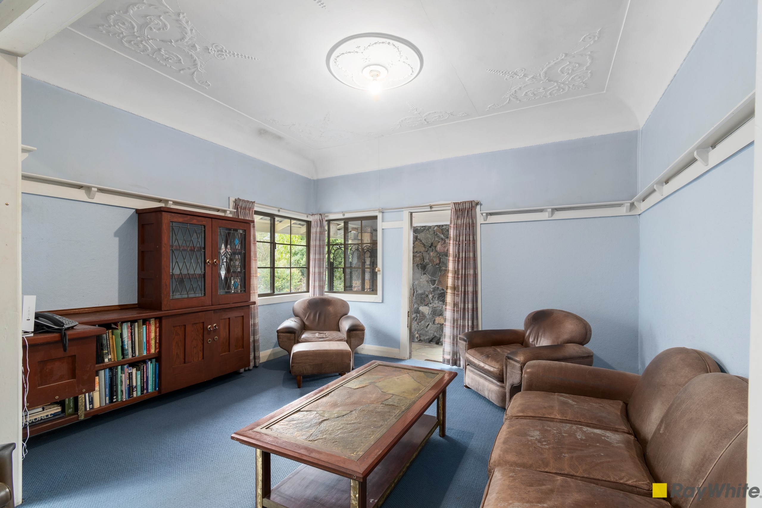 33 Hillcrest Avenue, Woonona, NSW 2517